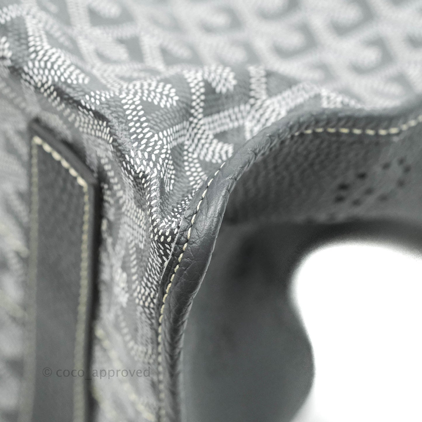 Goyard Goyardine Grey Sac Hardy PM