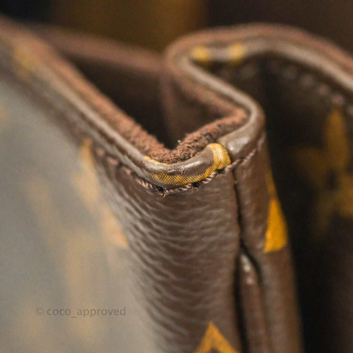 Louis Vuitton Monogram Pochette Metis