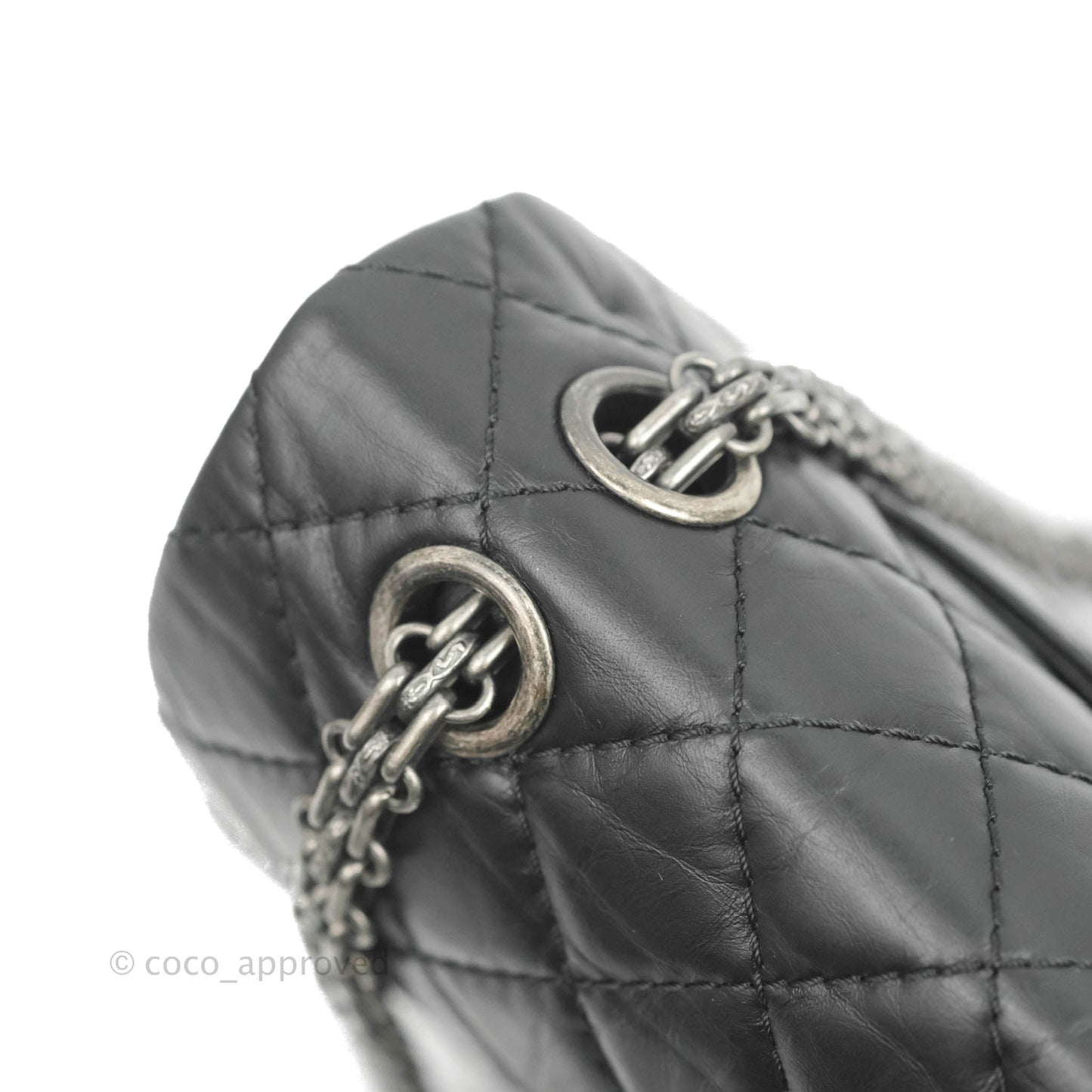 Chanel Reissue 225 Quilted Aged Calfskin Black Ruthenium Hardware