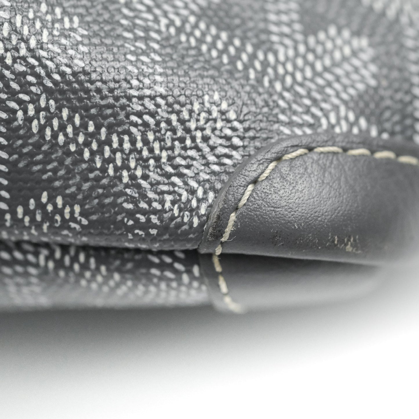 Goyard Artois Grey Goyardine Canvas PM⁣⁣⁣⁣⁣⁣⁣⁣⁣⁣⁣⁣⁣⁣⁣⁣⁣⁣⁣⁣
