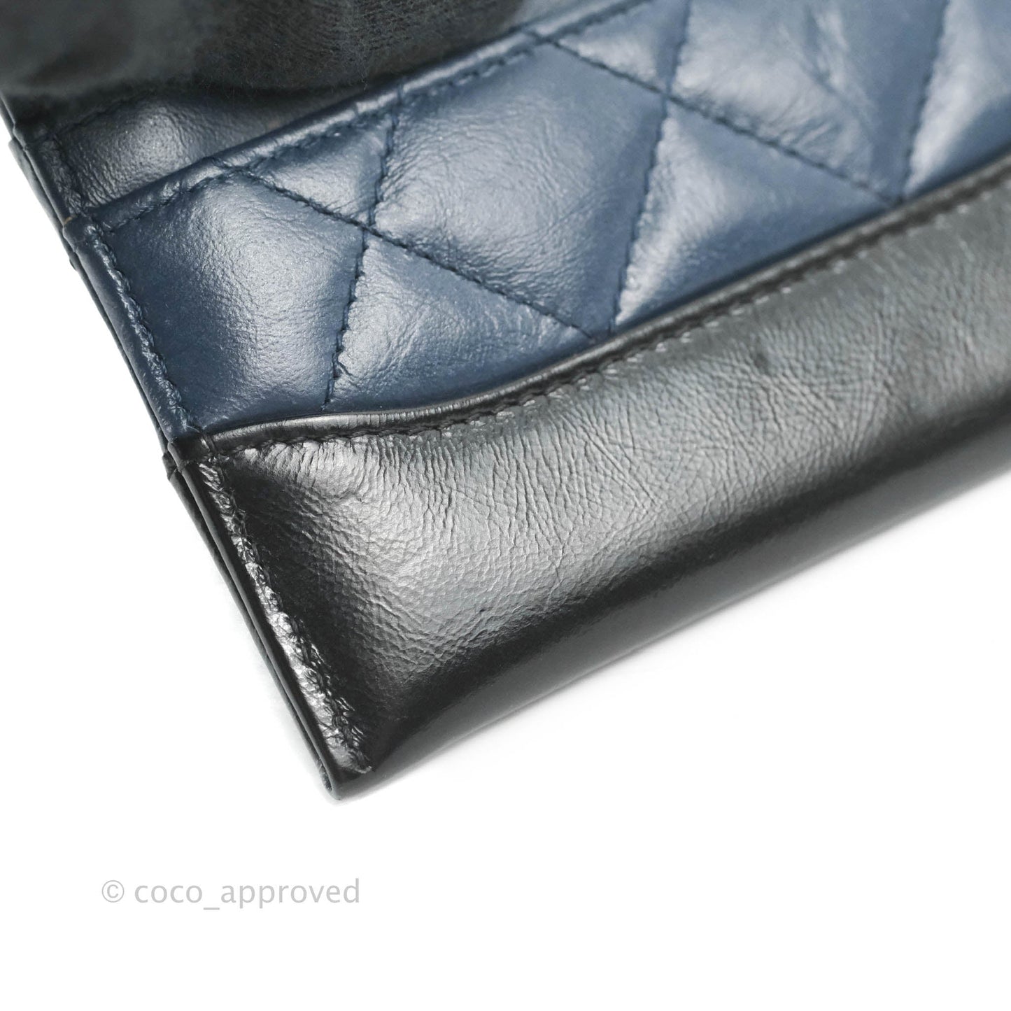 Chanel Gabrielle Flat Card Holder Navy Black Calfskin Gold Hardware