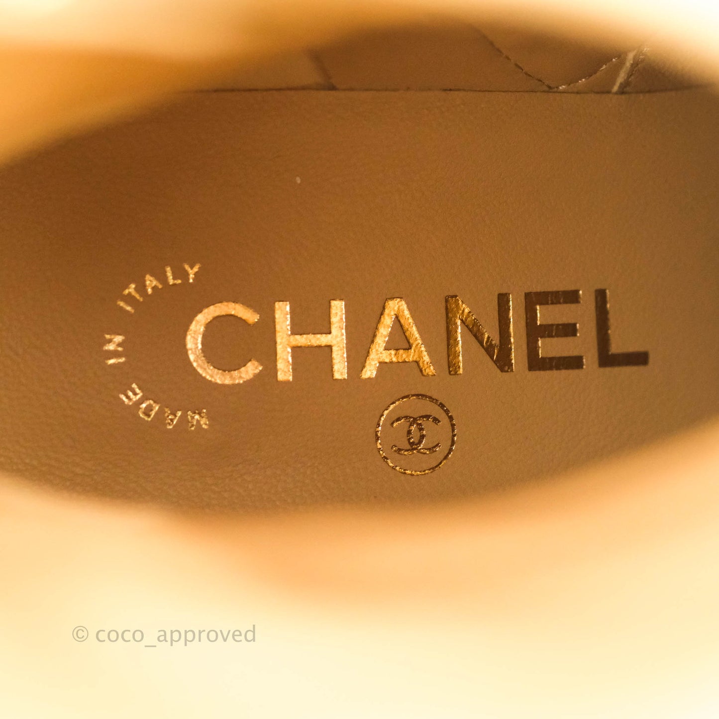 Chanel Chain Link CC Cap-toe Ankle Boots Beige Lambskin Black Suede Size 38.5