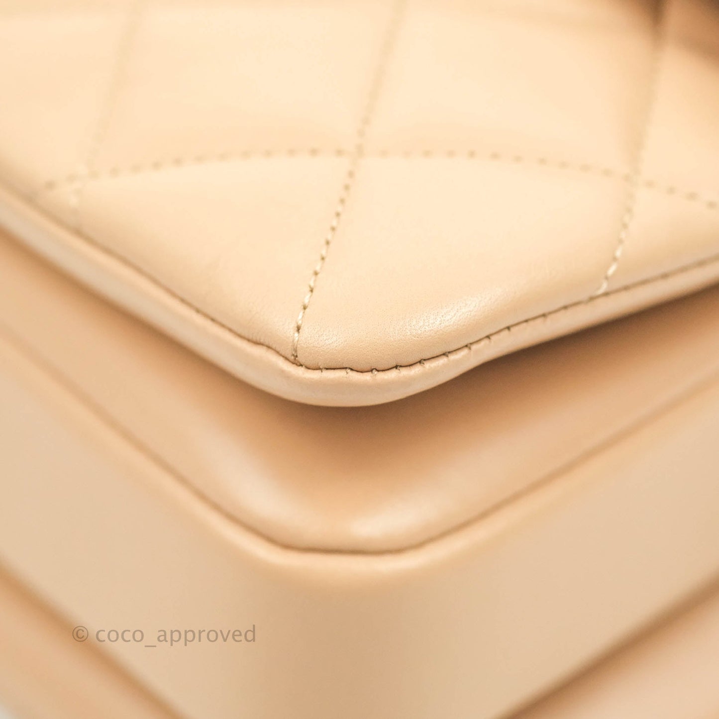 Chanel Trendy CC Small Beige Lambskin Gold Hardware 22S