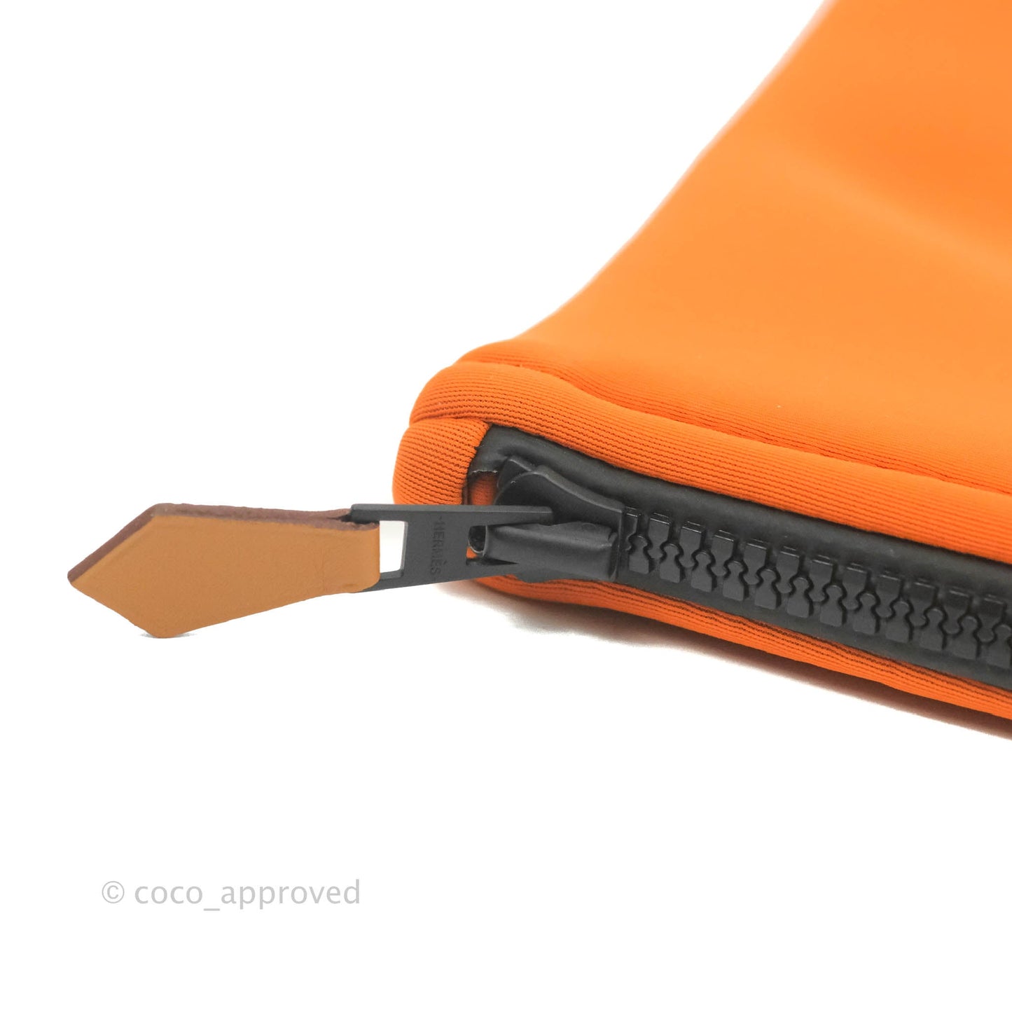 Hermès Medium Bain Neobain Case Orange