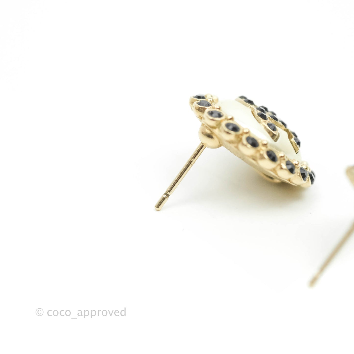 Chanel Crystal Pearl CC Round Earrings Gold Tone 20A