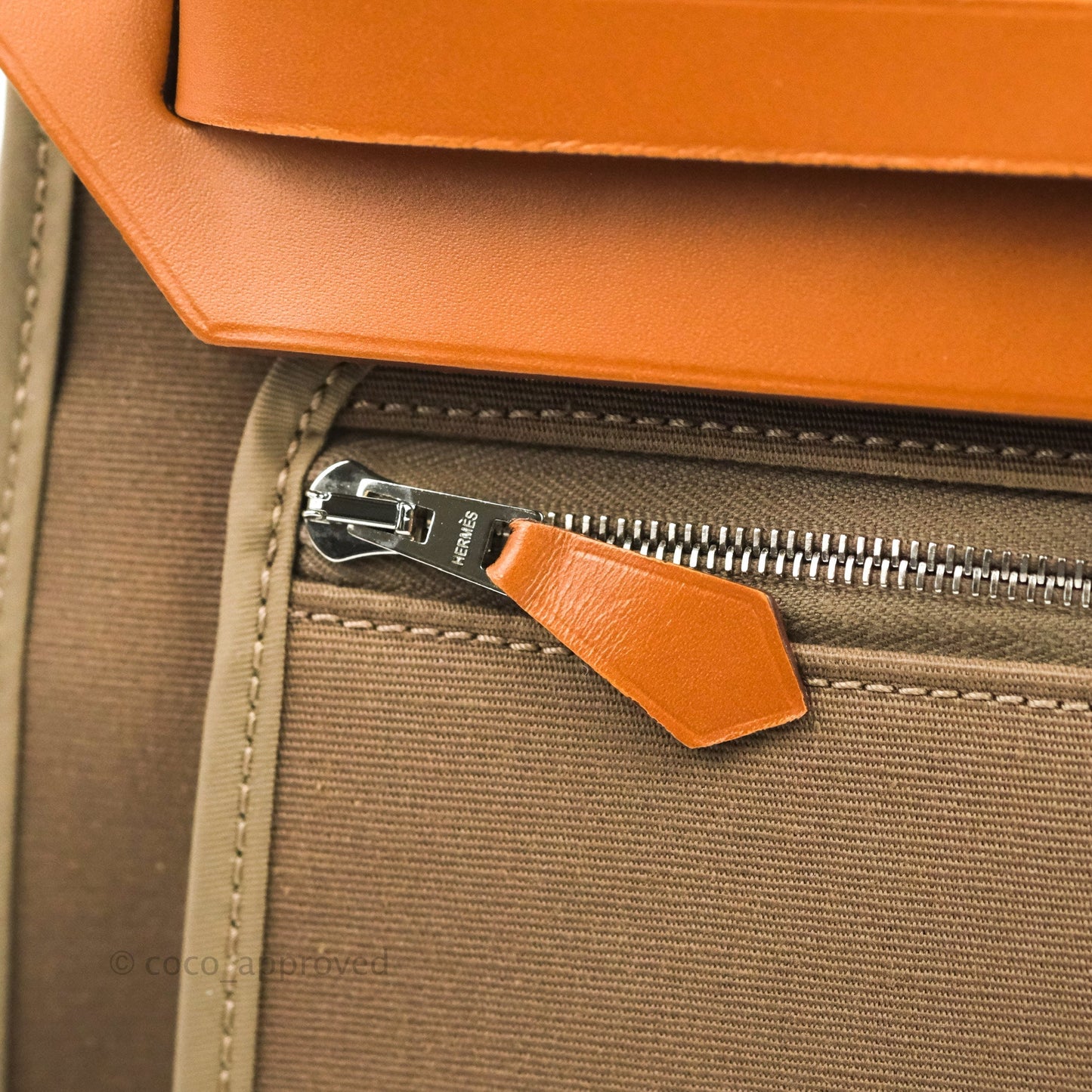 Hermès Herbag Zip 31 Etoupe/Fauve Canvas Palladium Hardware
