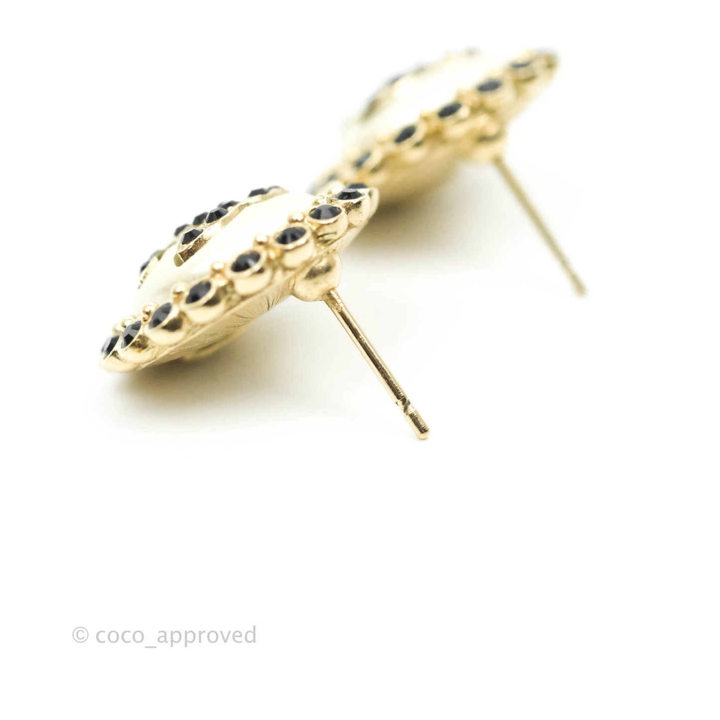 Chanel Crystal Pearl CC Round Earrings Gold Tone 20A