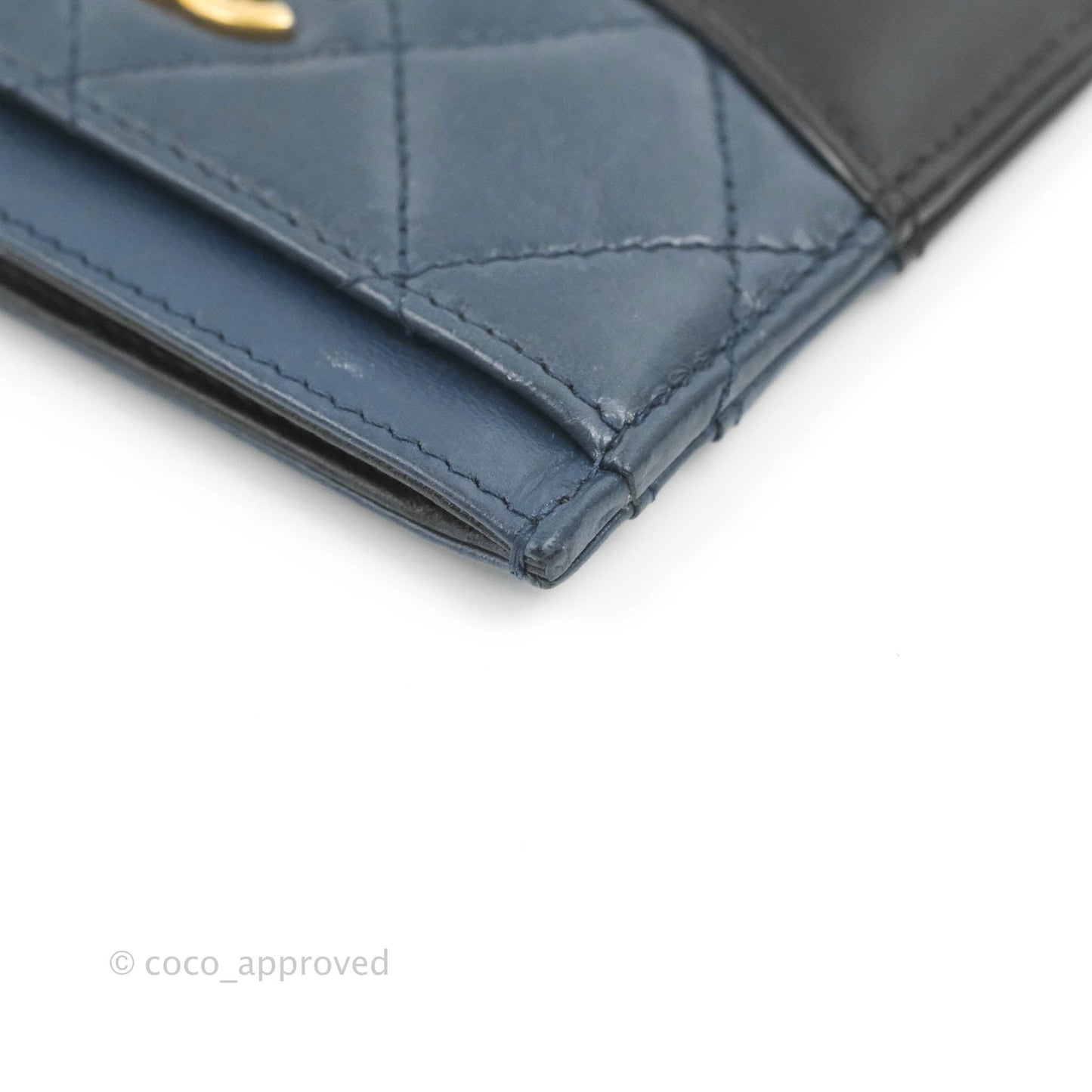 Chanel Gabrielle Flat Card Holder Navy Black Calfskin Gold Hardware