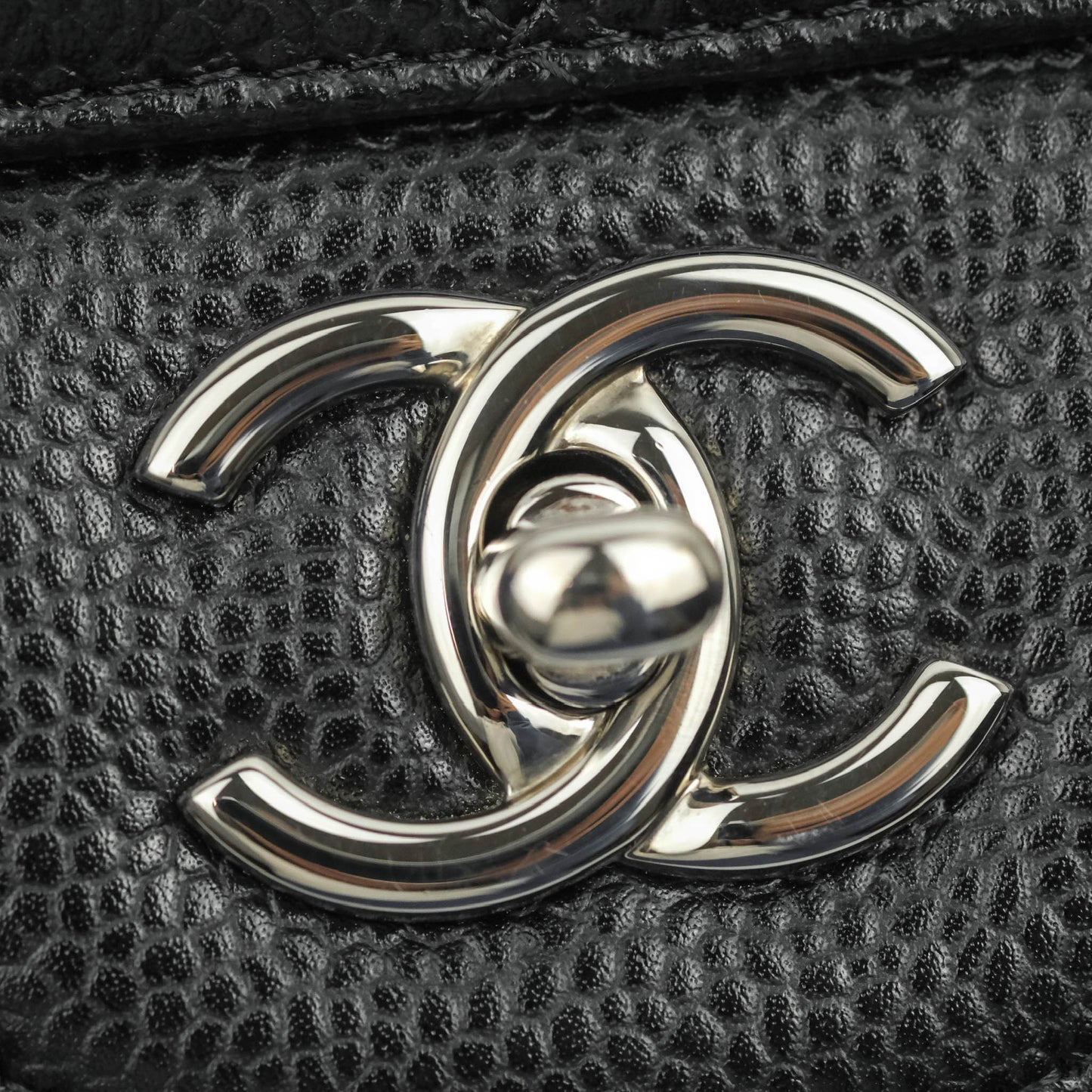 Chanel Jumbo Double Flap Black Caviar Silver Hardware⁣⁣