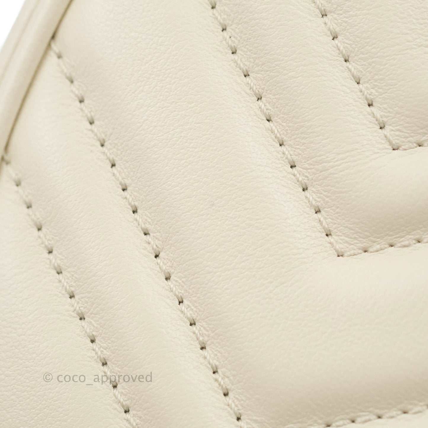 Gucci GG Marmont Half Moon-shaped Mini Bag White
