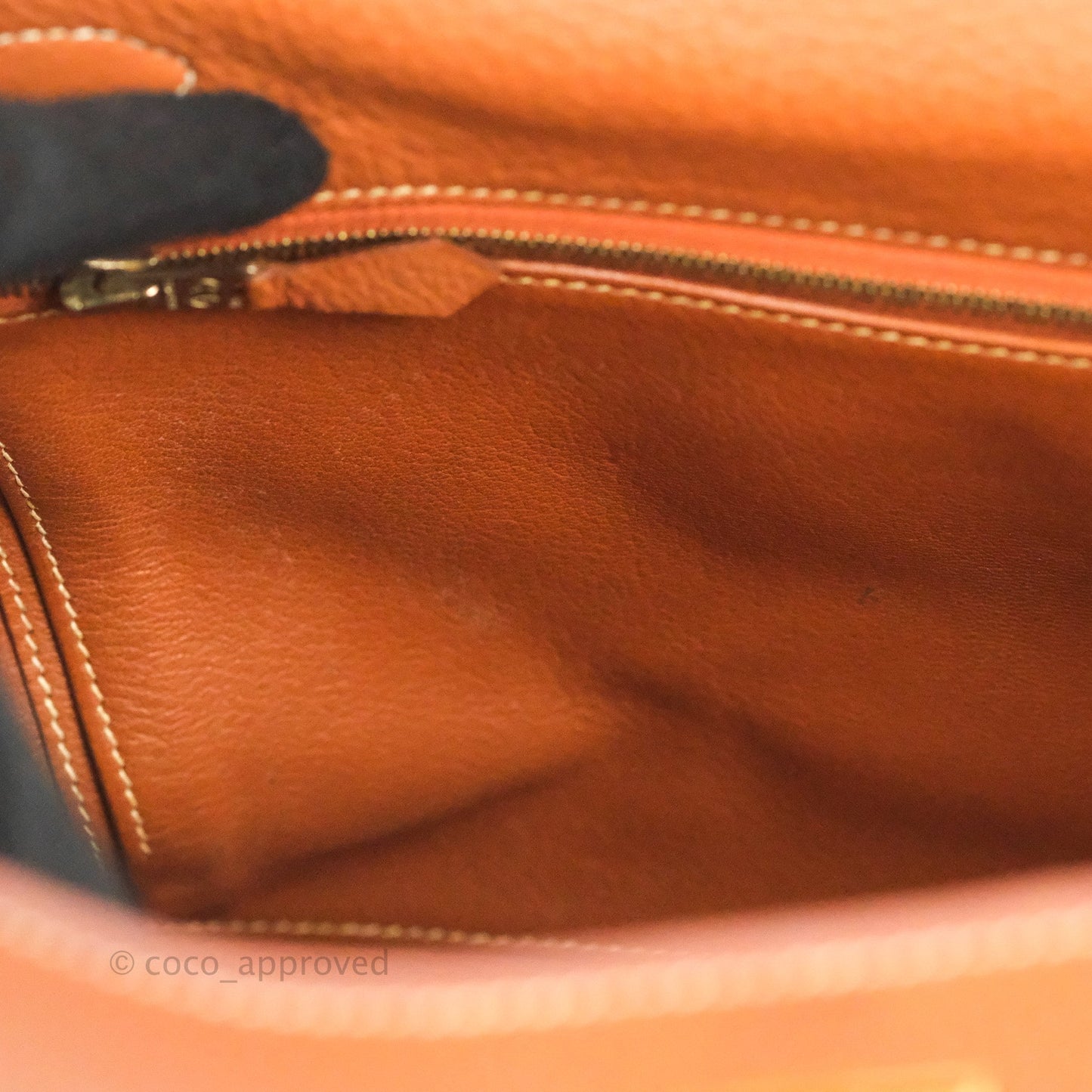 Hermès Kelly 32 Retourne Gold Clemence Gold Hardware