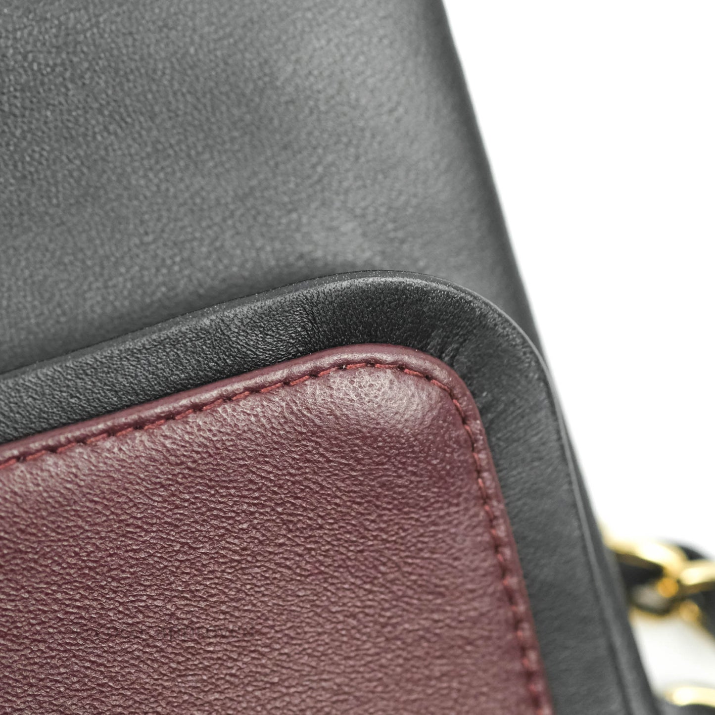 Chanel Classic M/L Flap Bag Black Lambskin Gold Hardware