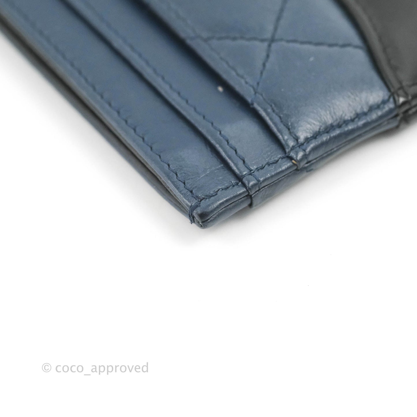 Chanel Gabrielle Flat Card Holder Navy Black Calfskin Gold Hardware