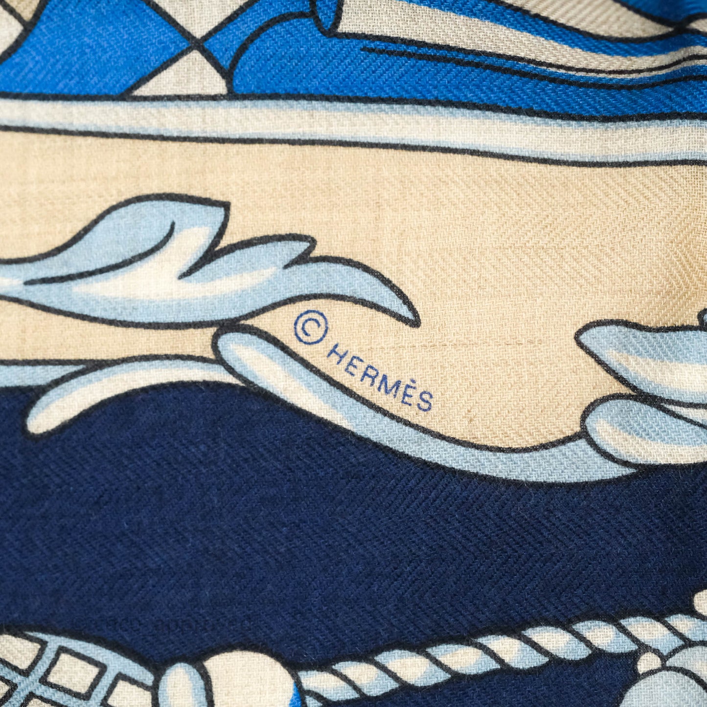 Hermès Cashmere/Silk Coupe de Gala Shawl 140