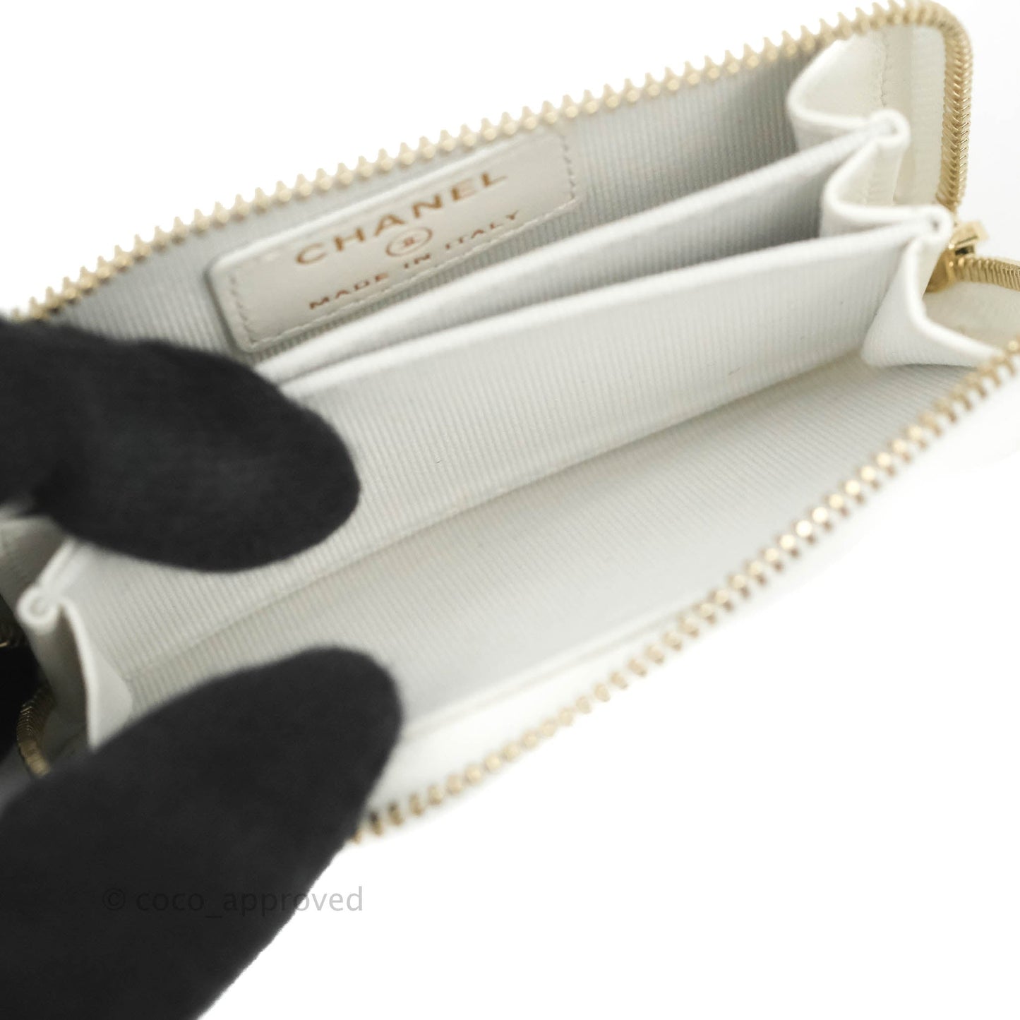 Chanel Classic Zipped Coin Purse White Caviar Gold Hardware