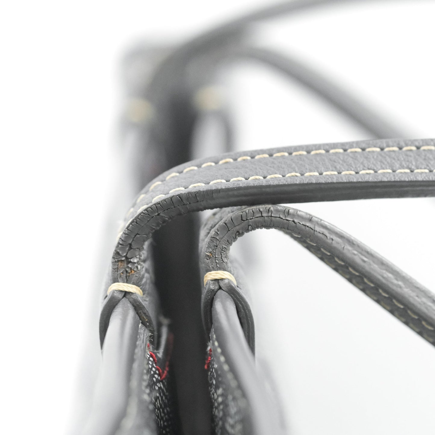 Goyard Artois Grey Goyardine Canvas PM⁣⁣⁣⁣⁣⁣⁣⁣⁣⁣⁣⁣⁣⁣⁣⁣⁣⁣⁣⁣