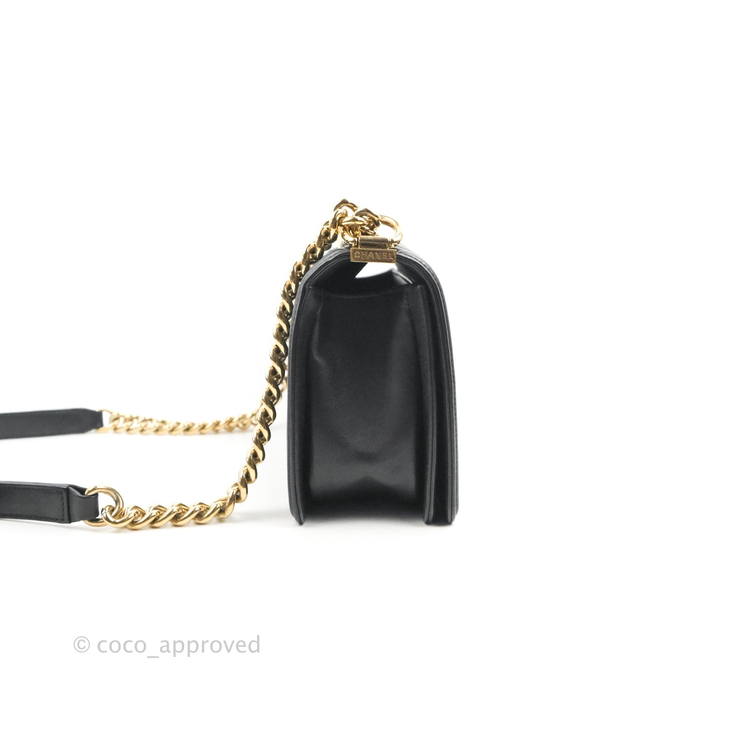Chanel Chevron Medium Boy Black Calfskin Gold Hardware