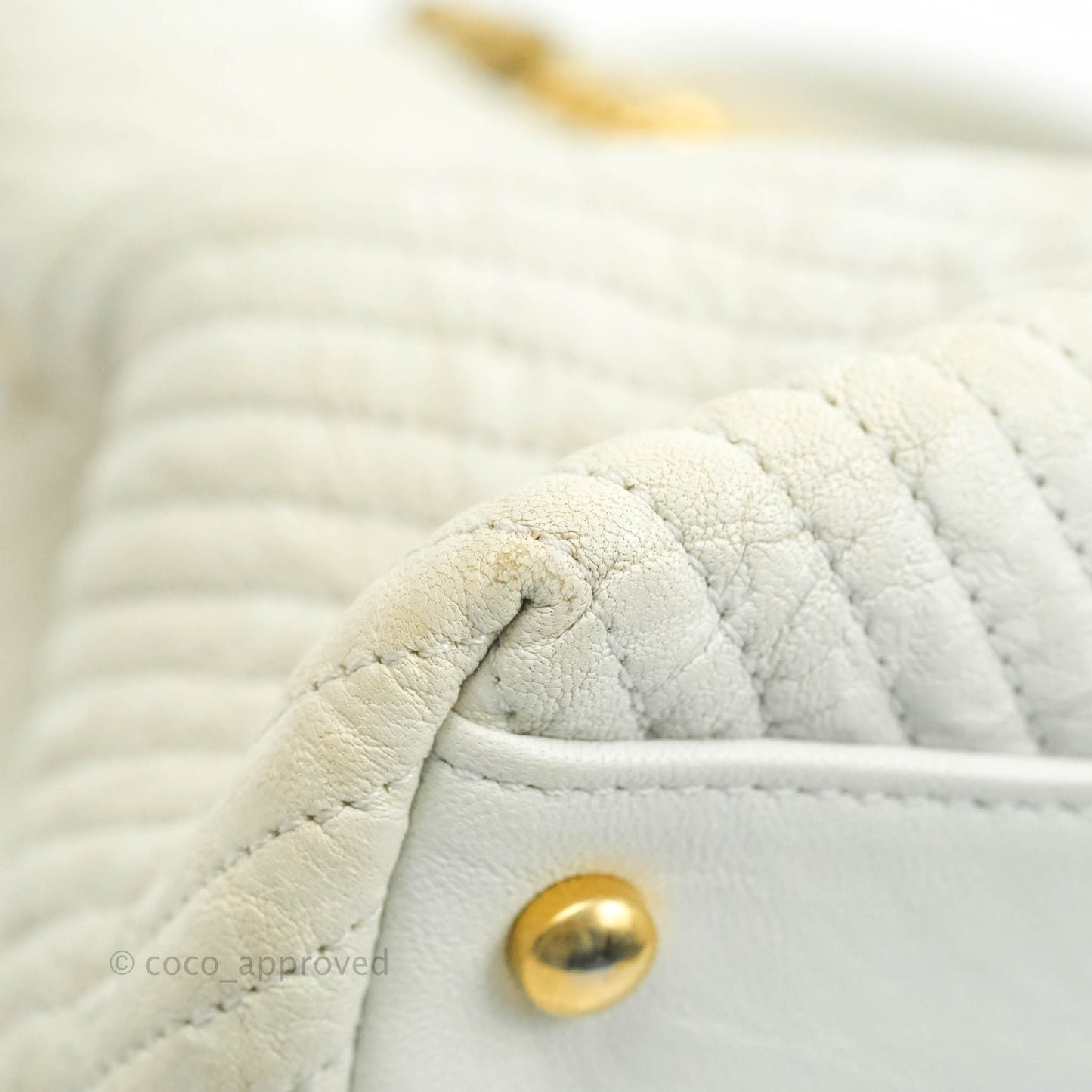 Chanel Chevron Surpique Tote White Crumpled Calfskin Aged Gold Hardware