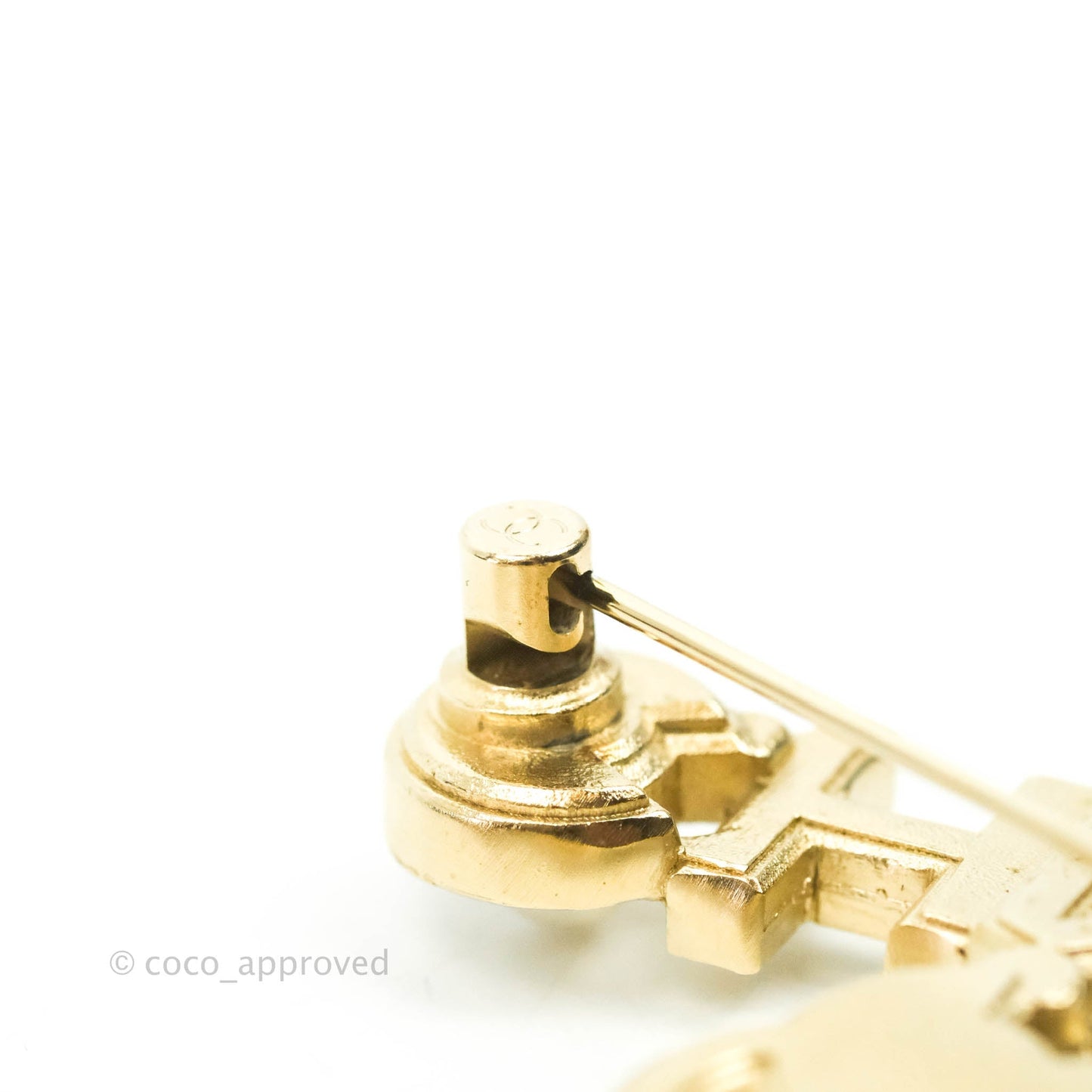 Chanel CC Crystal Pearl Brooch Gold Tone 20B