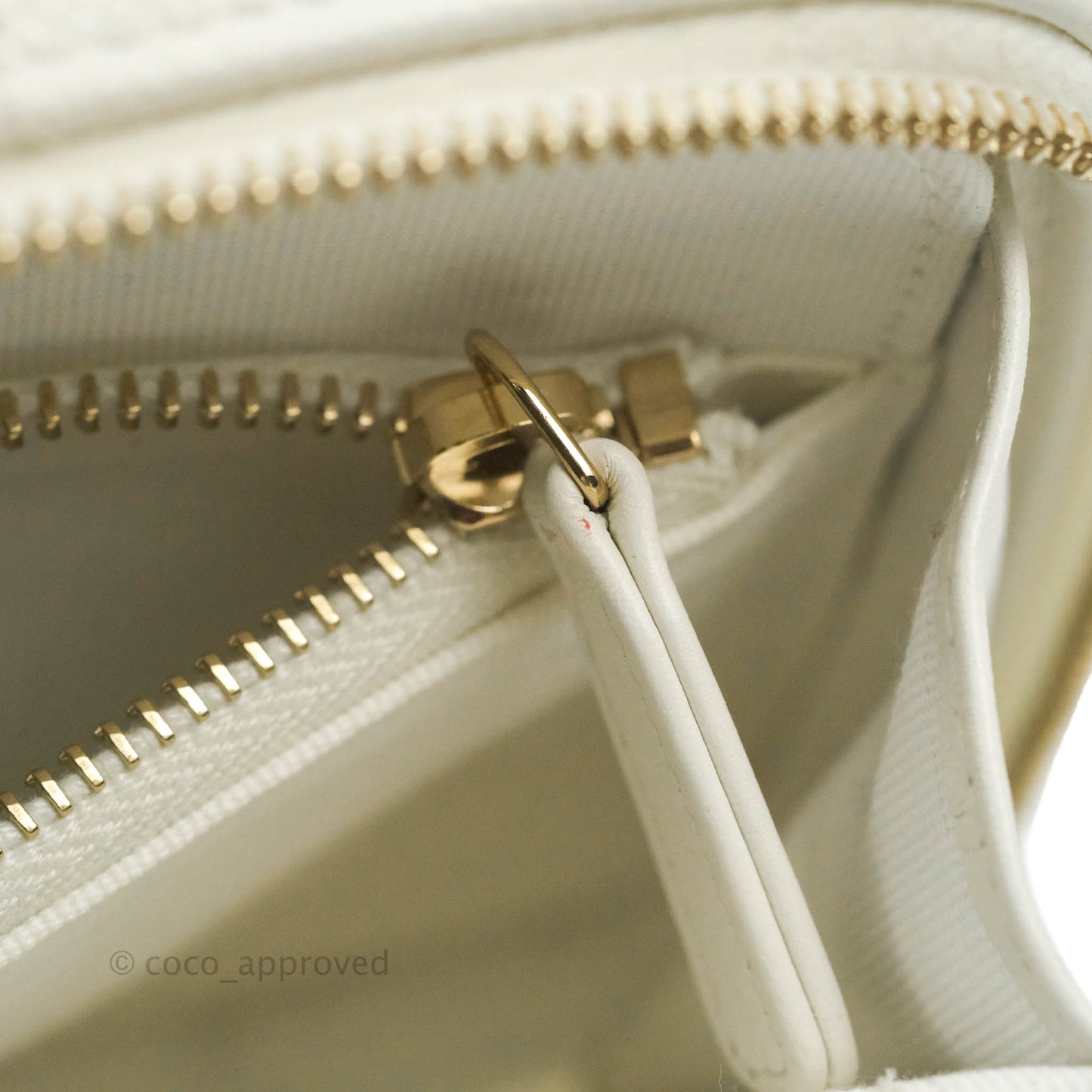 Chanel Quilted Top Handle Vanity White Caviar Gold Hardware
