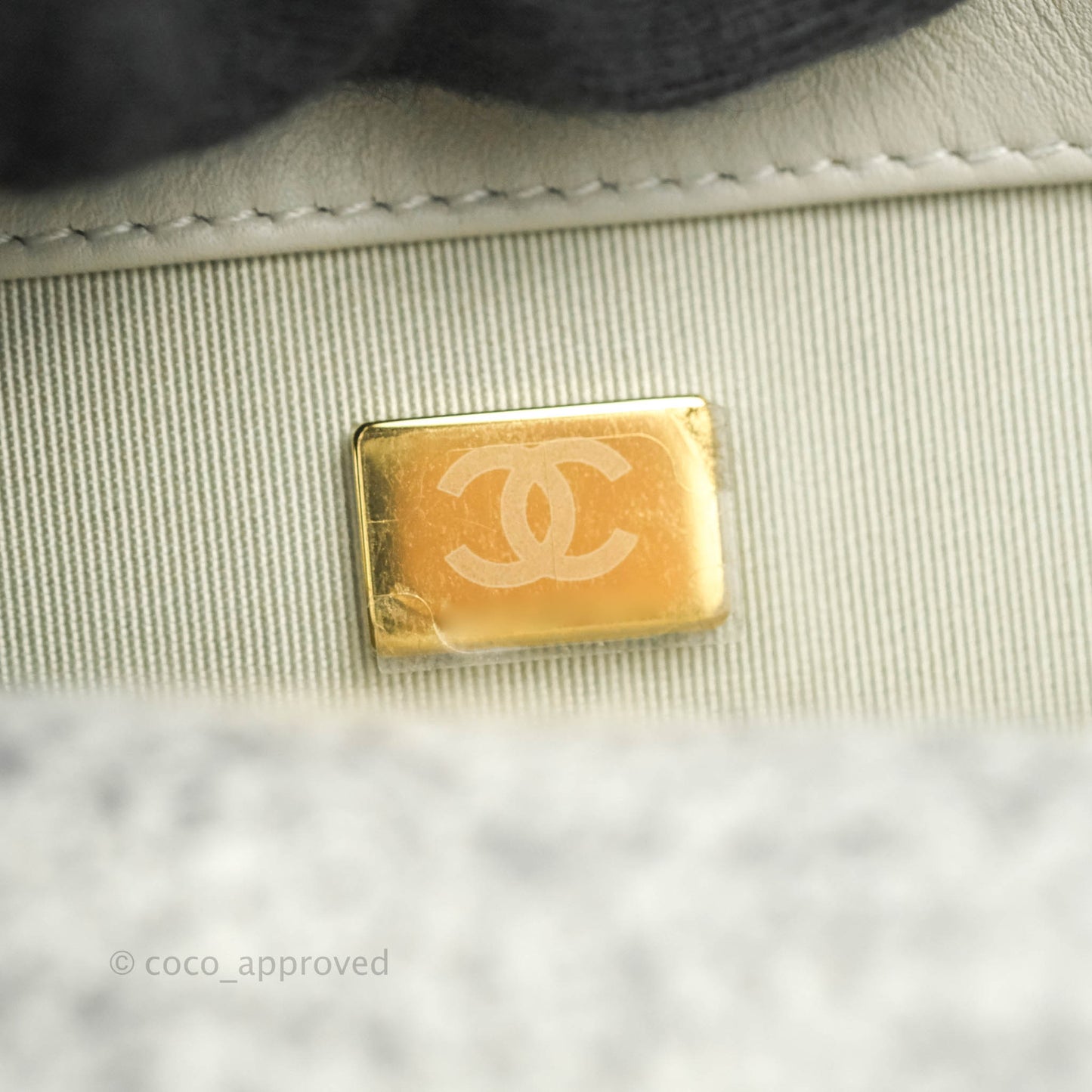 Chanel 19 Small Tweed Light Grey Mixed Hardware