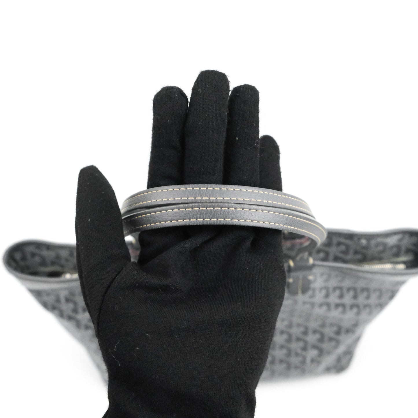 Goyard Artois Grey Goyardine Canvas PM⁣⁣⁣⁣⁣⁣⁣⁣⁣⁣⁣⁣⁣⁣⁣⁣⁣⁣⁣⁣