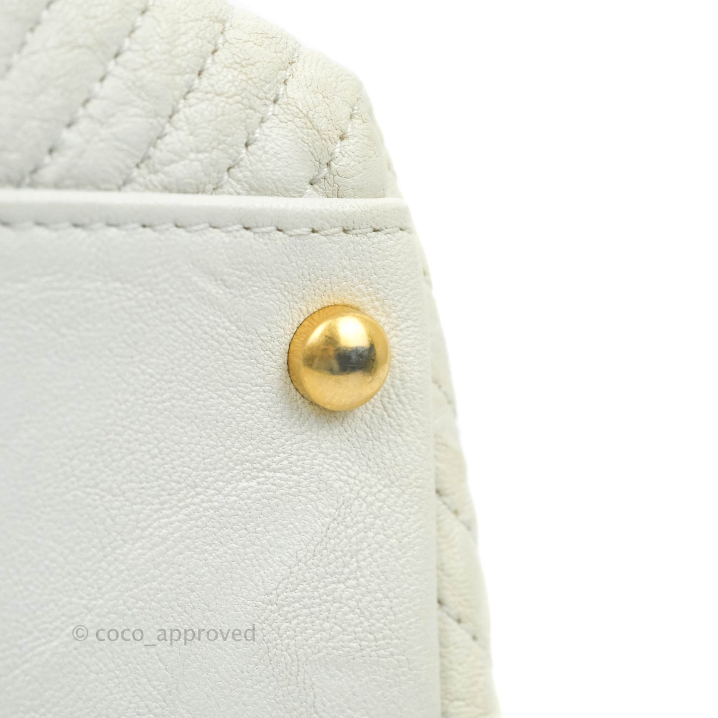 Chanel Chevron Surpique Tote White Crumpled Calfskin Aged Gold Hardware