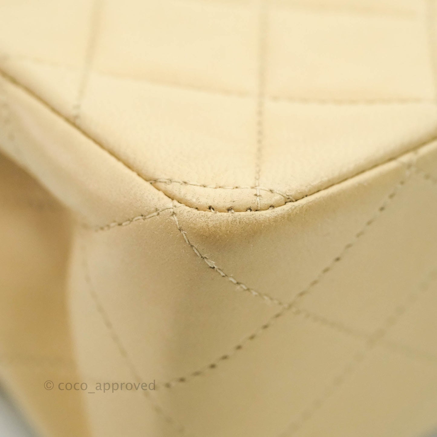 Chanel Vintage Classic M/L Medium Double Flap Bag Beige Lambskin 24K Gold Hardware