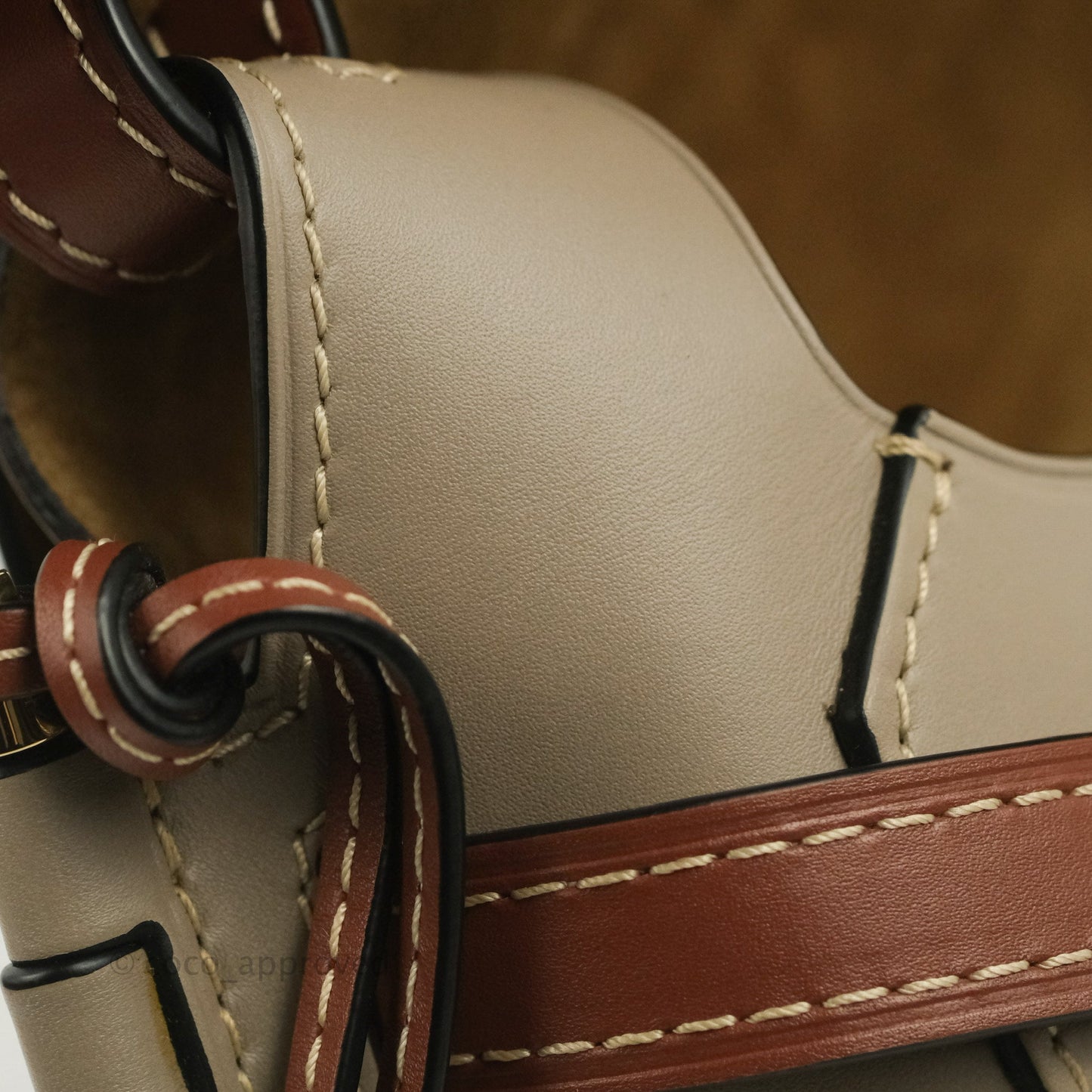 Loewe Small Gate Bag Smooth Calfskin Amber/Light Grey/Rust