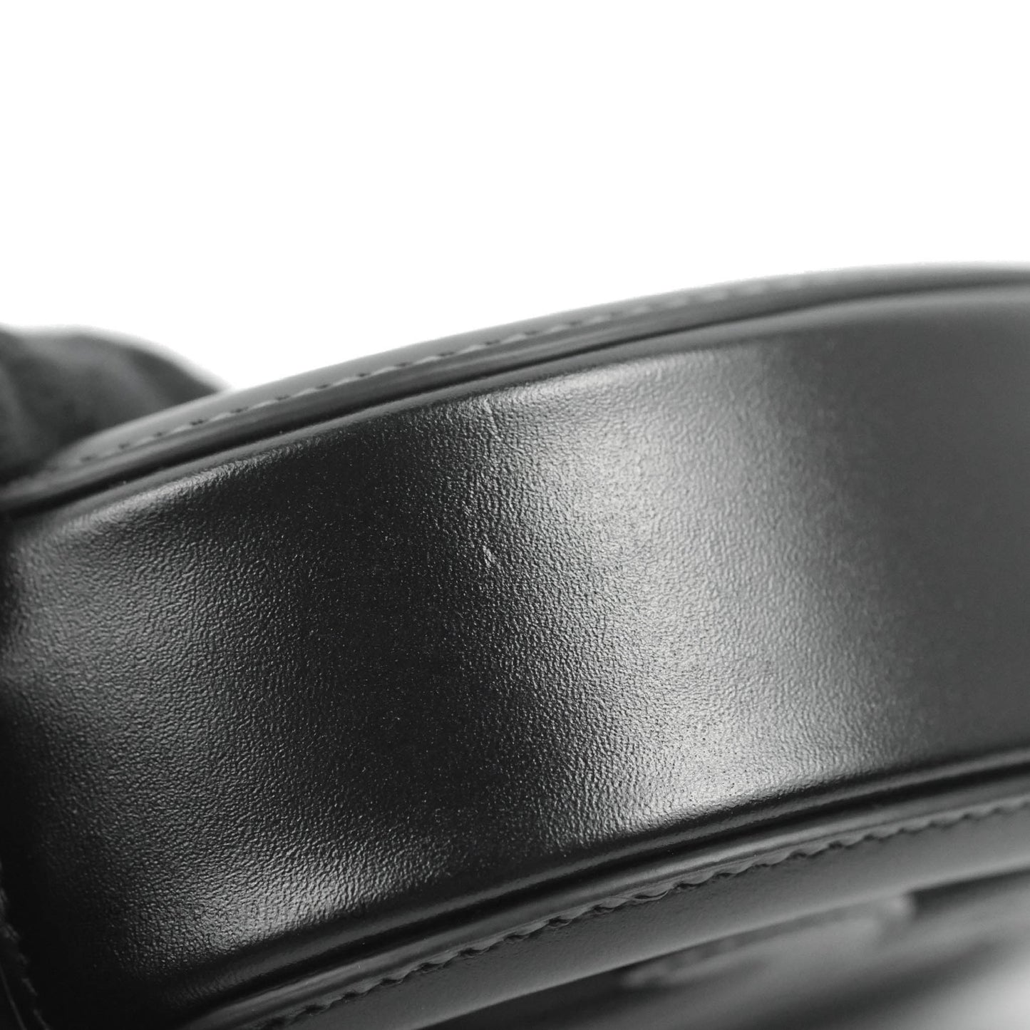 Celine Crossbody Purse With Chain In Velvet Black