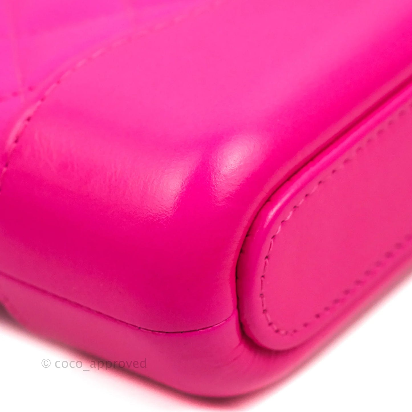 Chanel Gabrielle Clutch With Chain Goatskin Neo Pink Mixed Hardware