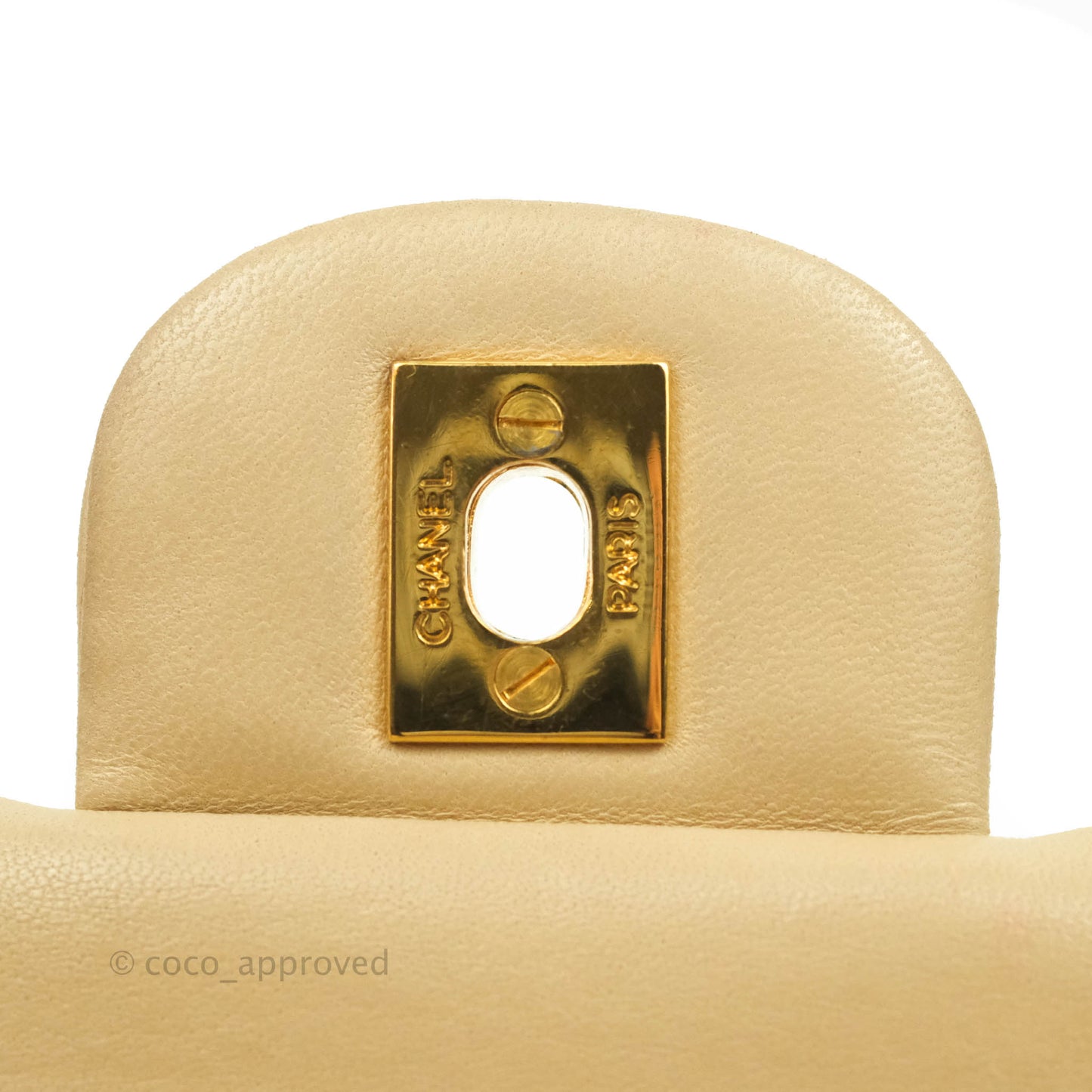 Chanel Vintage Classic M/L Medium Double Flap Bag Beige Lambskin 24K Gold Hardware