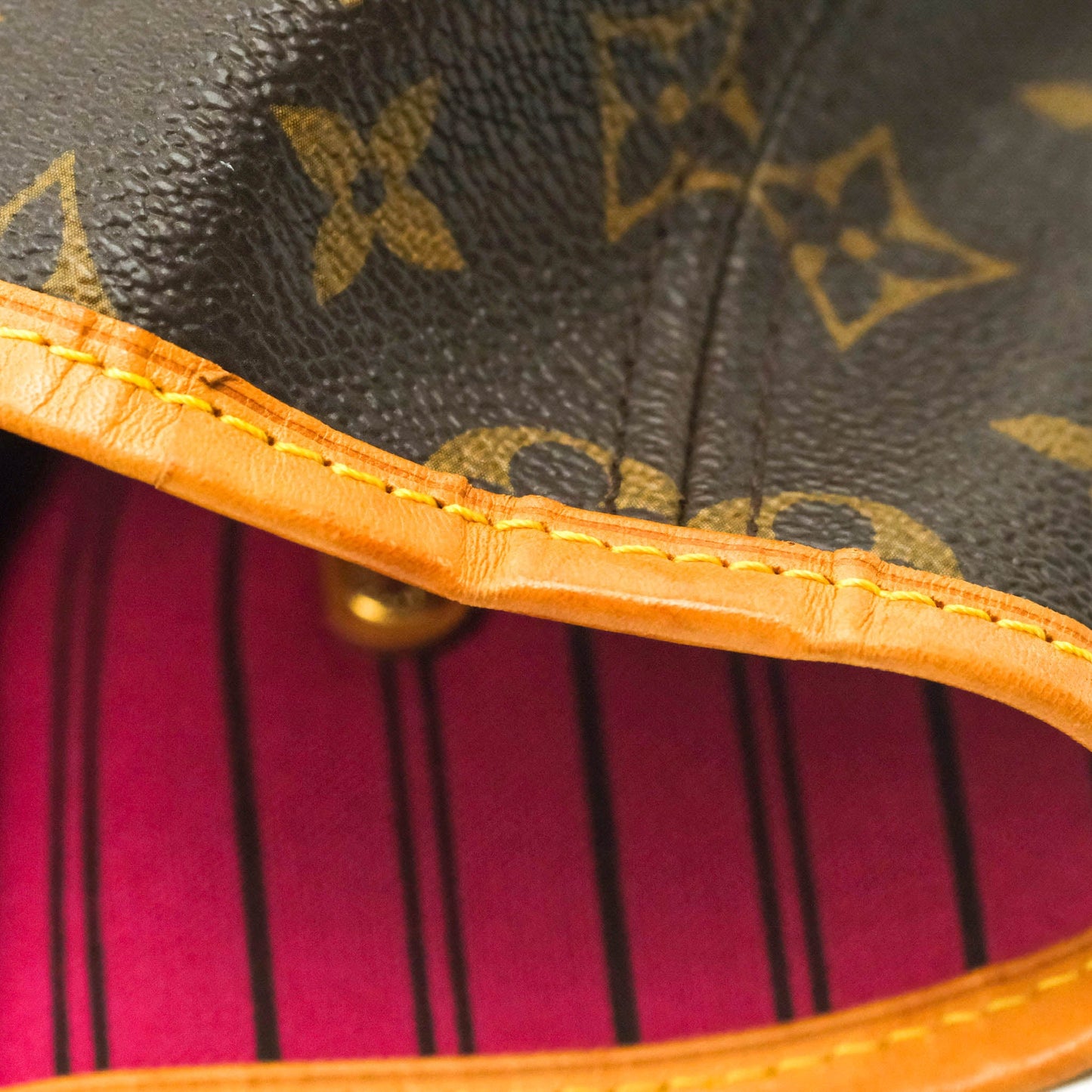 LV Neverfull GM Monogram Canvas Tote Bag