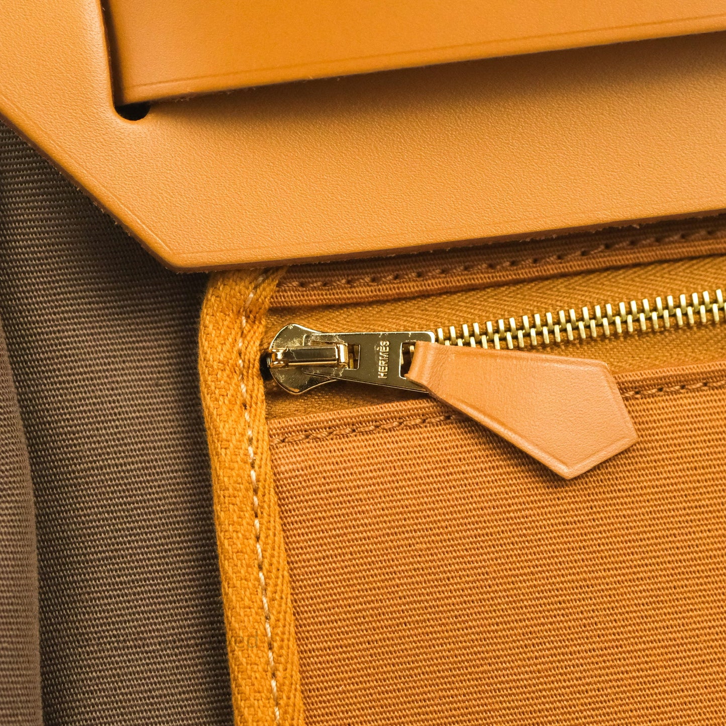 Hermès Herbag Retourne Zip 31 Etoupe-Dune/ Naturel Sable Canvas Gold Hardware