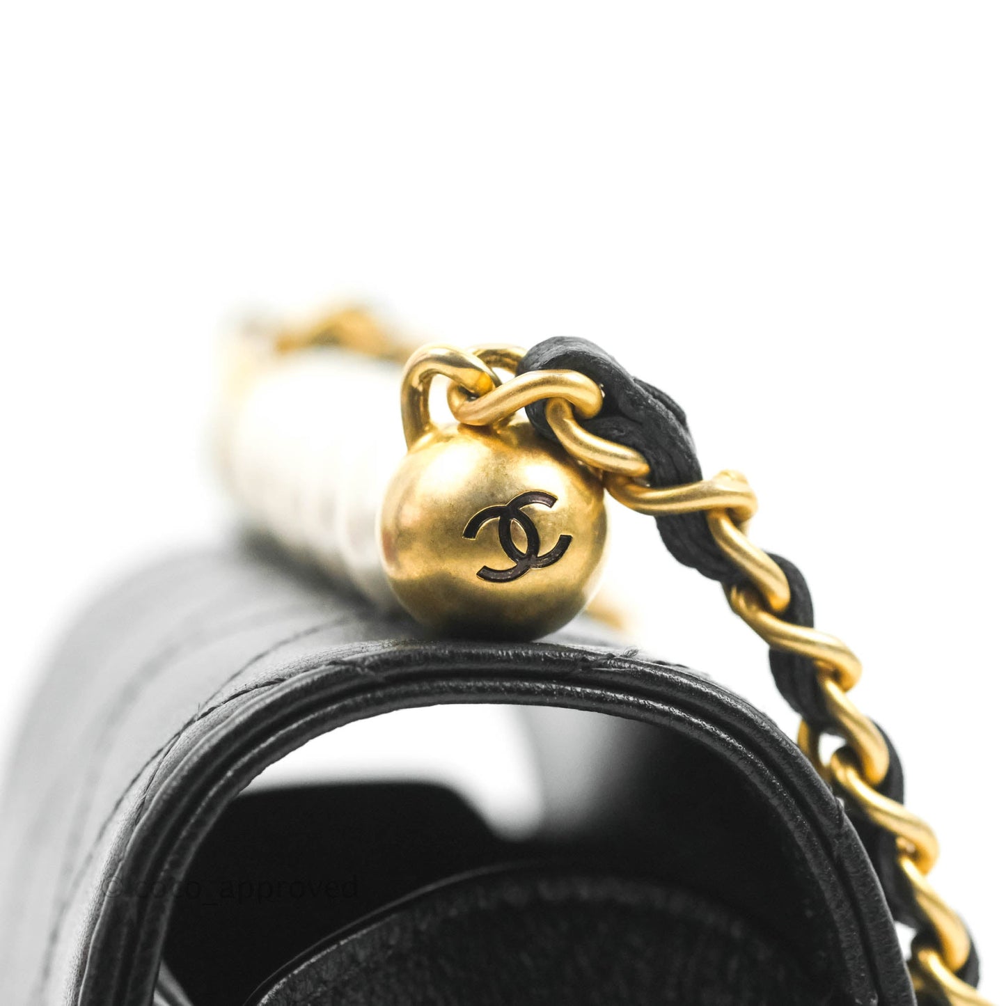 Chanel Mini Chic Pearls Flap Black Goatskin Gold Hardware