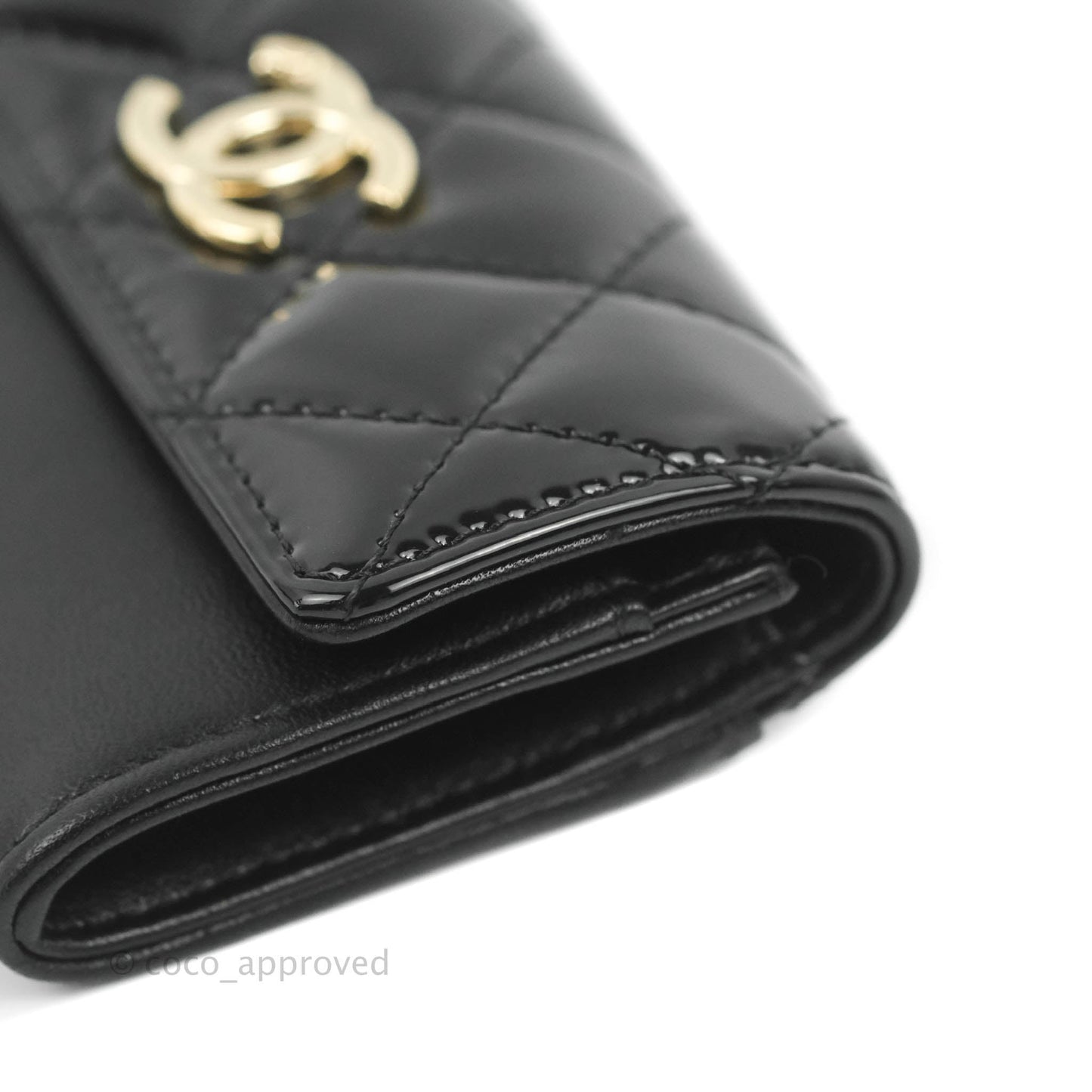 Chanel Quilted Flap Card Holder Black Patent Lambskin Gold Hardware