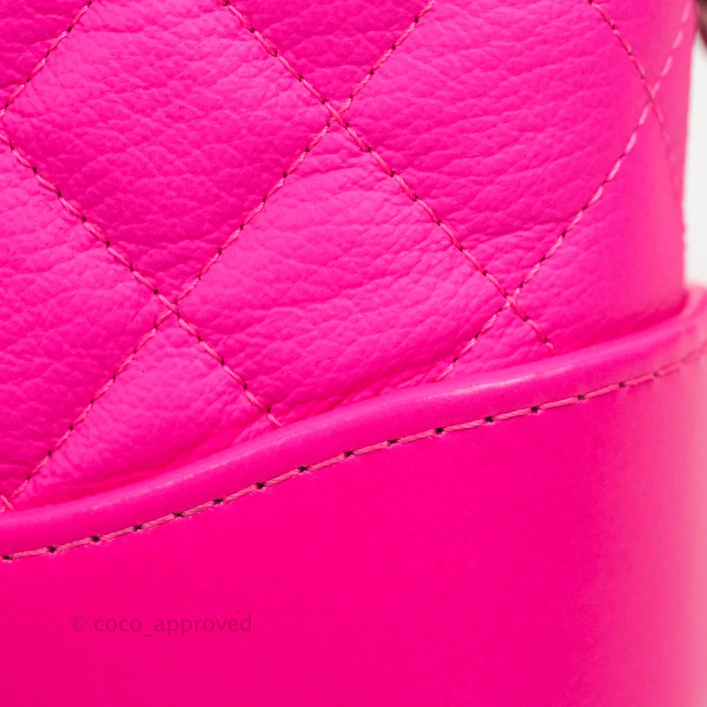 Chanel Gabrielle Clutch With Chain Goatskin Neo Pink Mixed Hardware