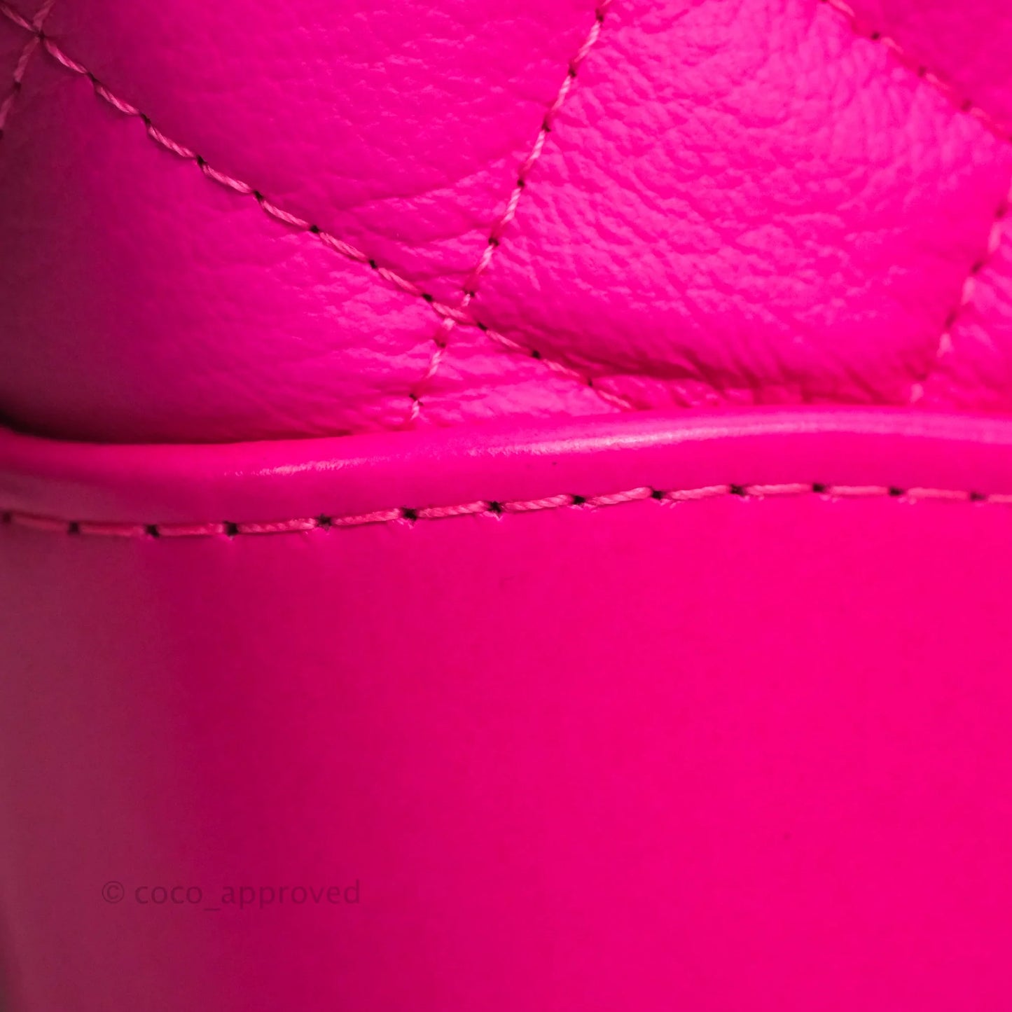 Chanel Gabrielle Clutch With Chain Goatskin Neo Pink Mixed Hardware
