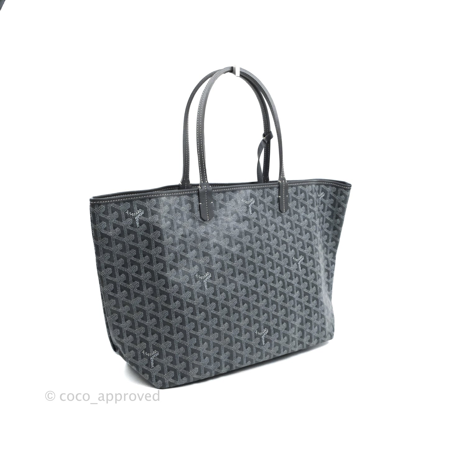 Goyard St Louis Tote PM ⁣⁣⁣⁣⁣⁣⁣⁣⁣⁣⁣⁣⁣⁣⁣⁣⁣⁣⁣⁣Goyardine Canvas Grey