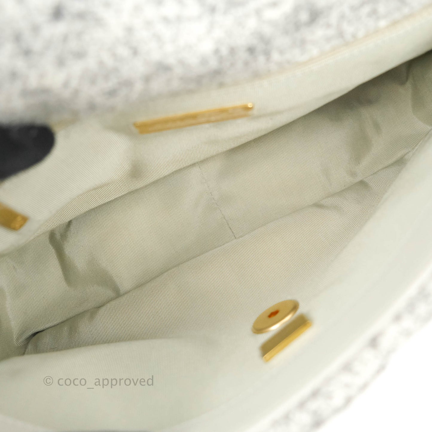Chanel 19 Small Tweed Light Grey Mixed Hardware