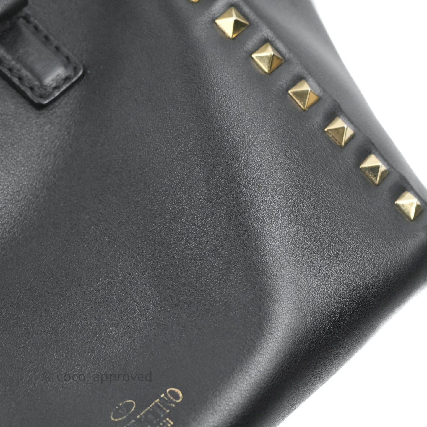 Valentino Garavani Small Rockstud Bag Black Calfskin