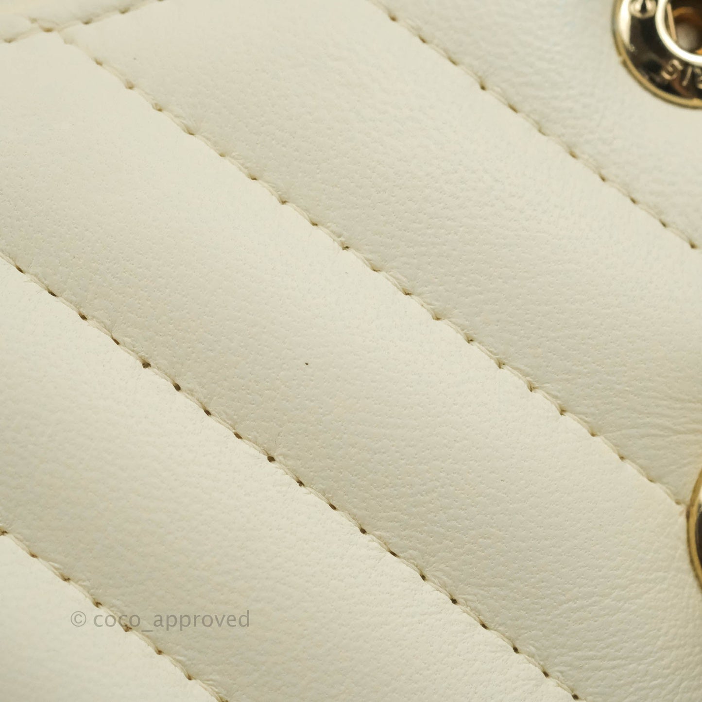 Chanel Classic Chevron S/M Small Double Flap Ivory White Lambskin Gold Hardware