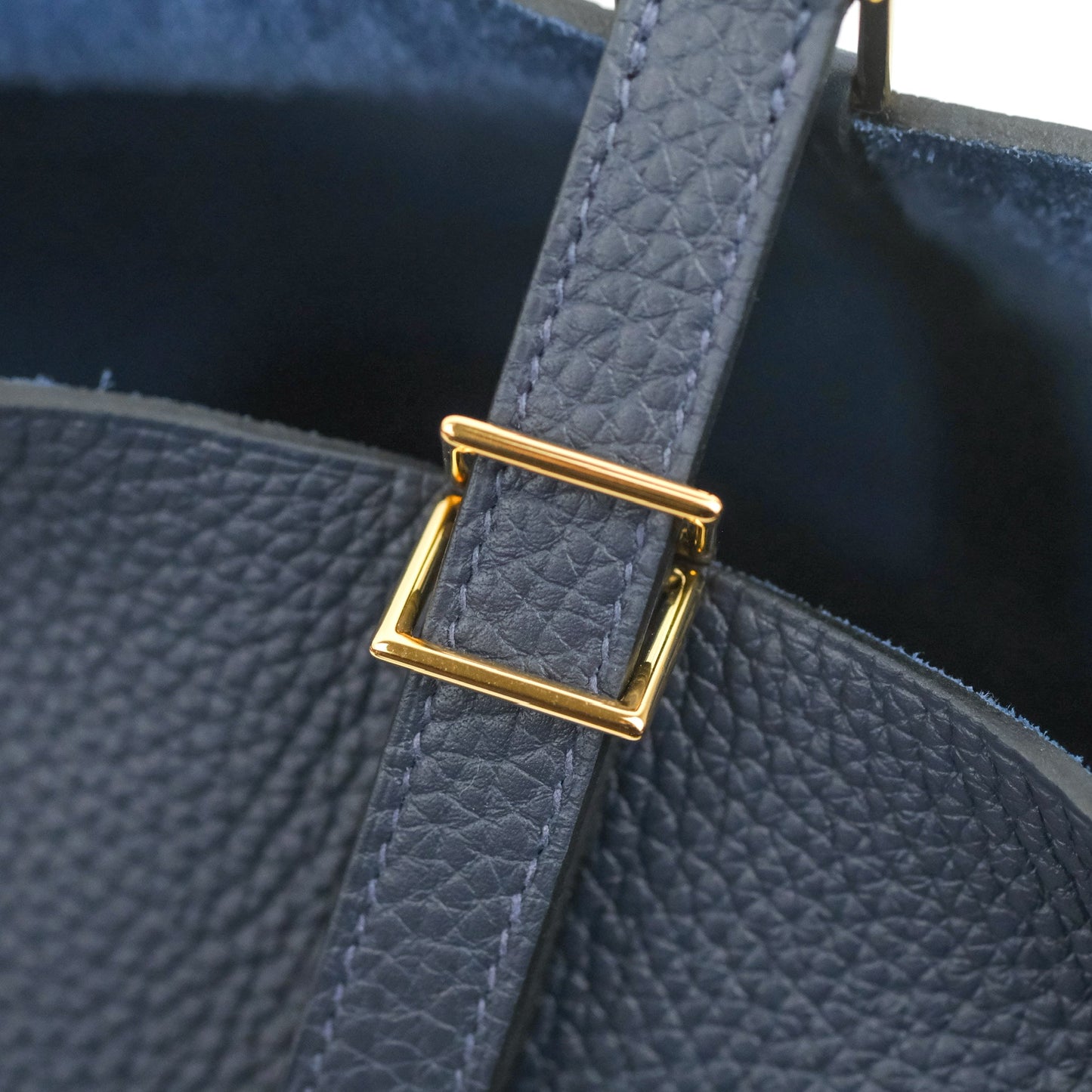 Hermès Picotin 22 Clemence Bleu Nuit Gold Hardware