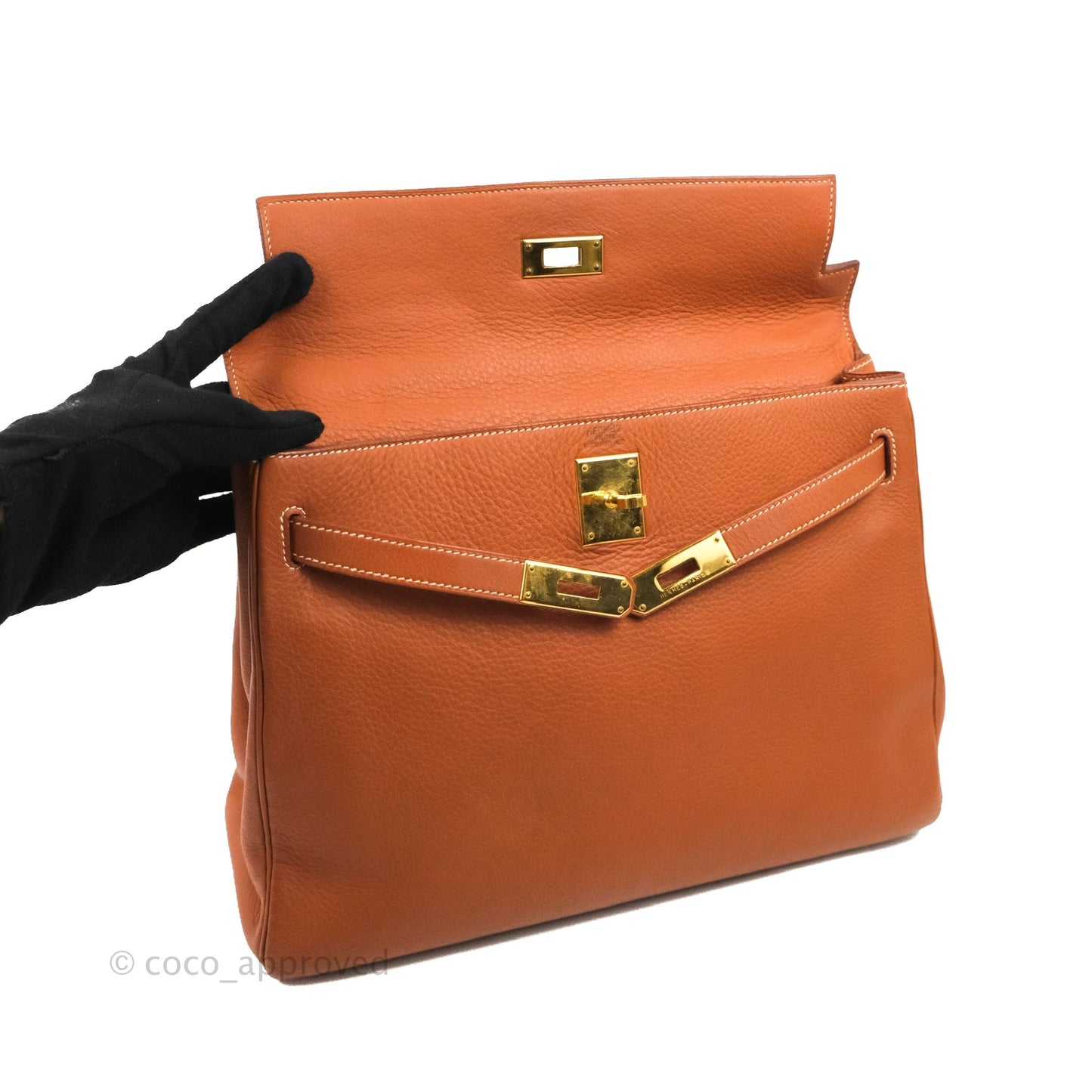 Hermès Kelly 32 Retourne Gold Clemence Gold Hardware