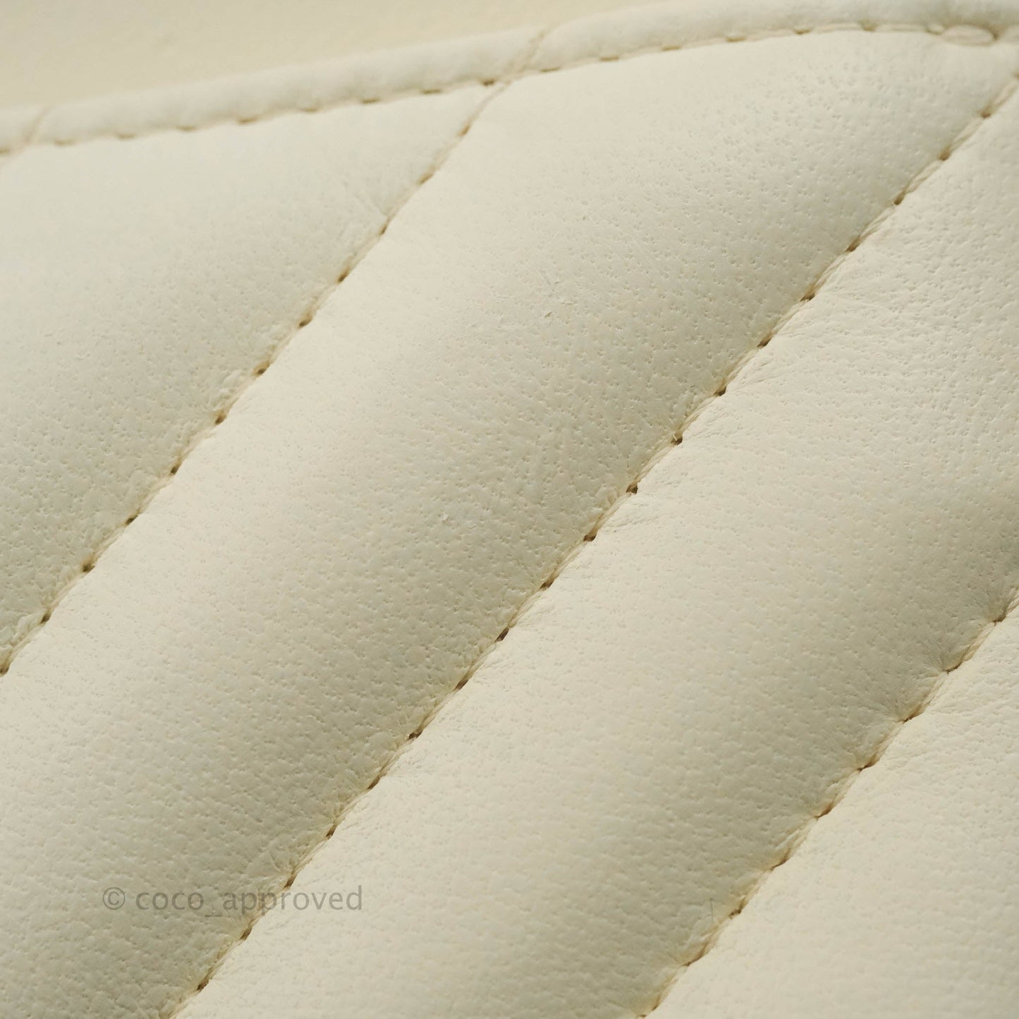 Chanel Classic Chevron S/M Small Double Flap Ivory White Lambskin Gold Hardware