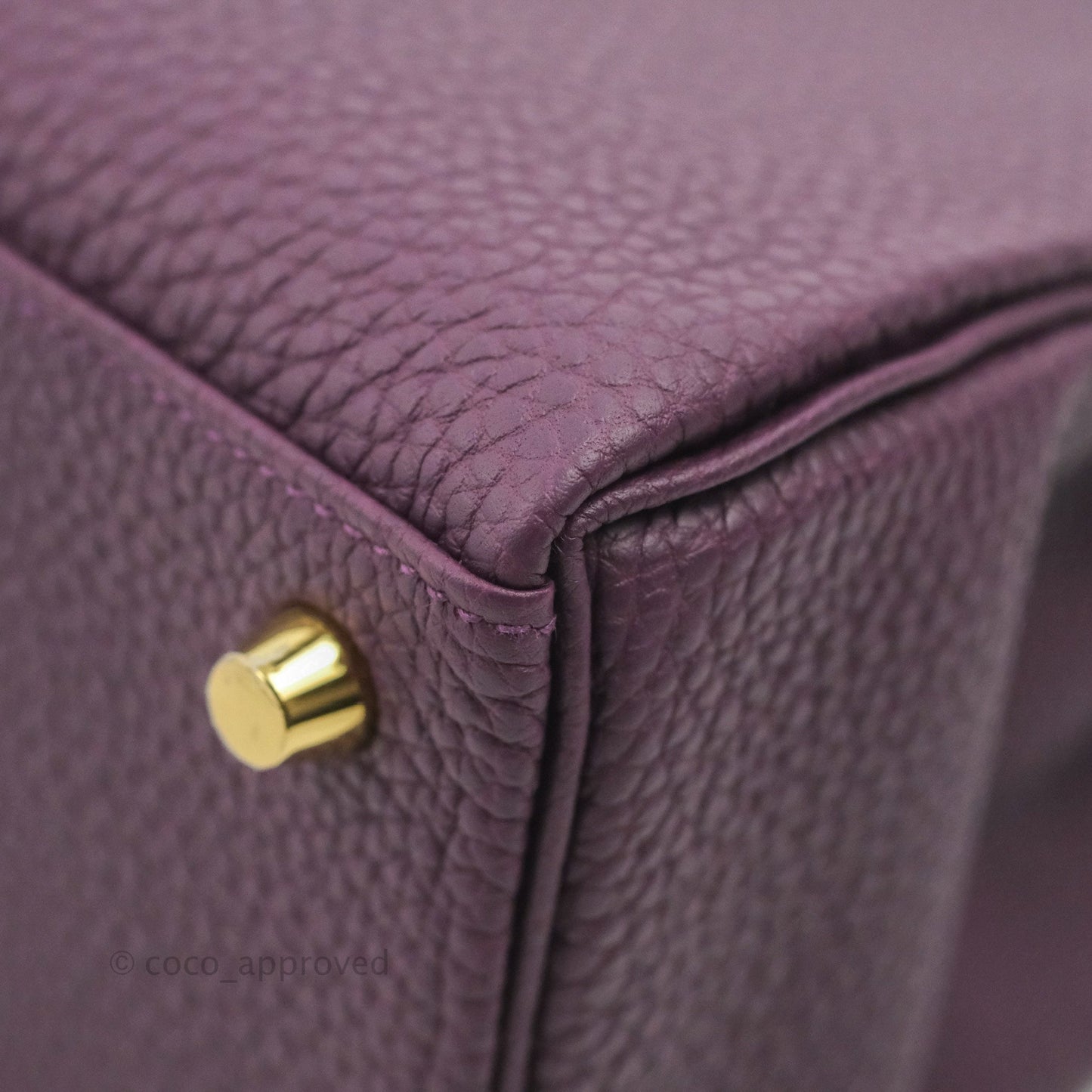 Hermès Retourne Kelly 25 Cassis Gold Hardware