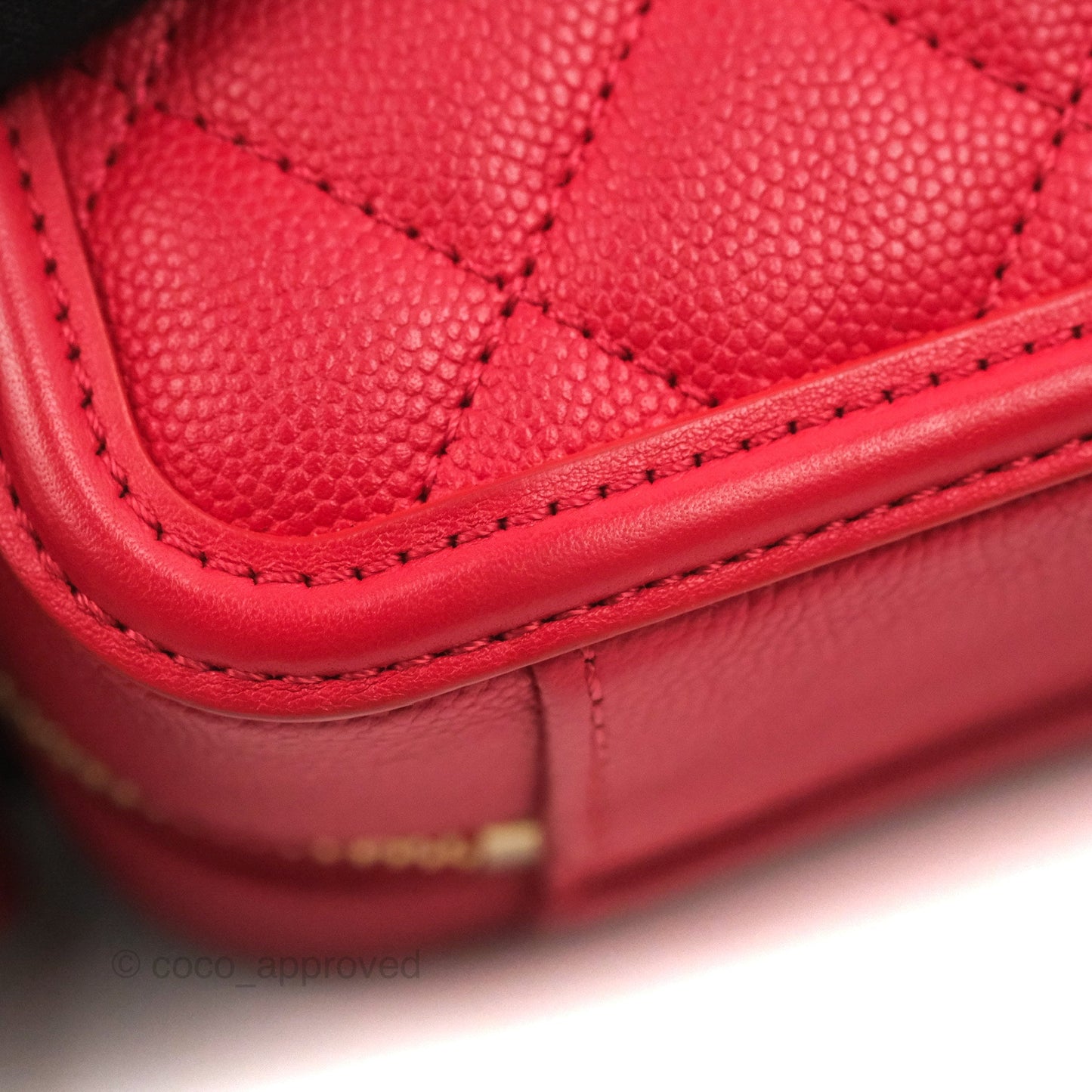 Chanel Quilted Small CC Filigree Vanity Case Red Caviar Gold Hardware