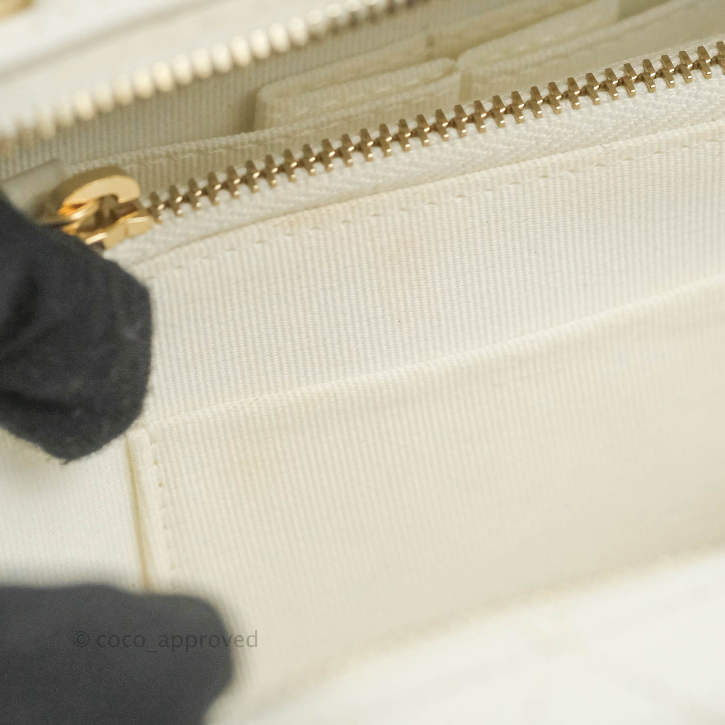 Chanel Quilted Top Handle Vanity White Caviar Gold Hardware