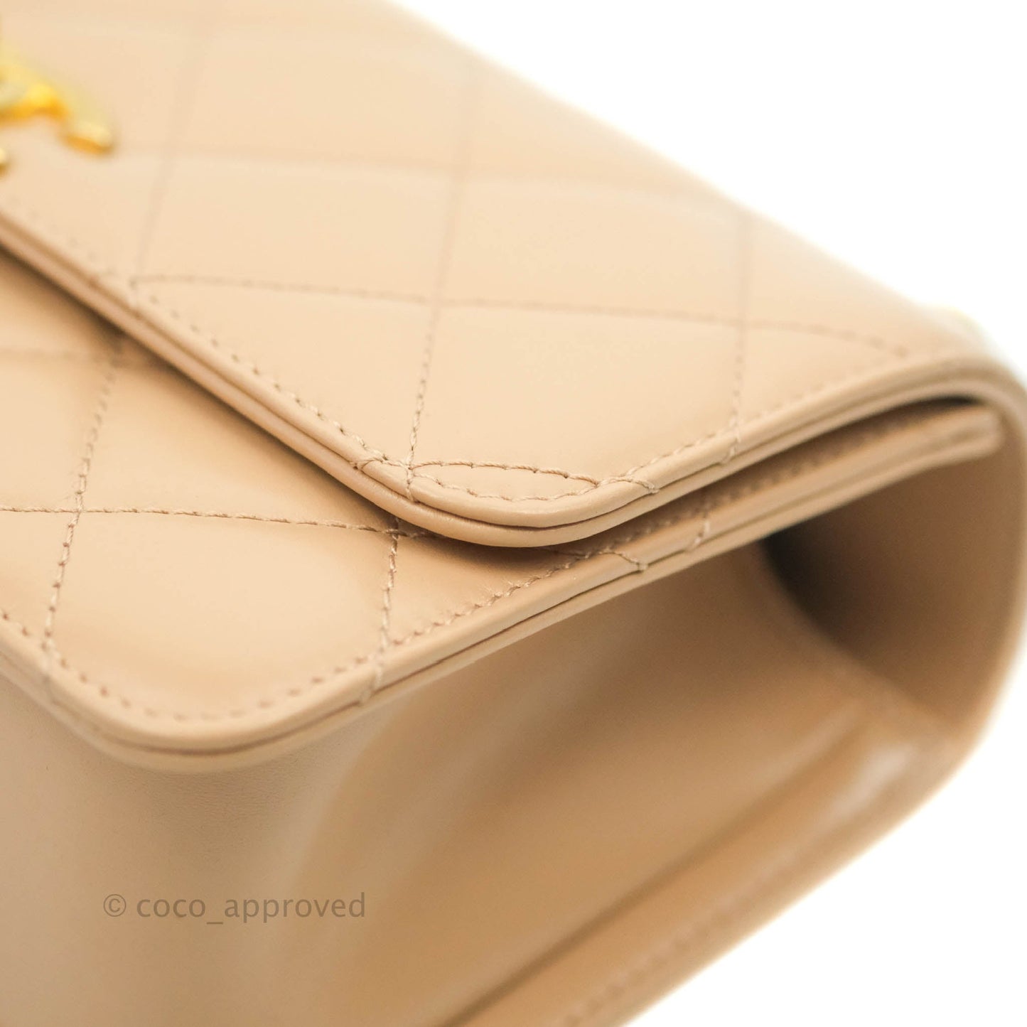 Chanel Quilted Mini Perfect Fit Adjustable Beige Calfskin Gold Hardware 21A