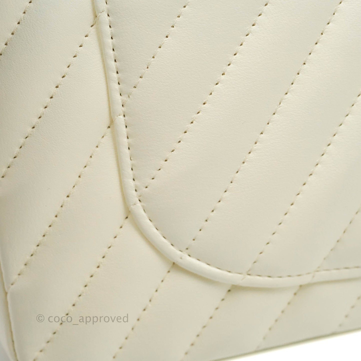 Chanel Classic Chevron S/M Small Double Flap Ivory White Lambskin Gold Hardware